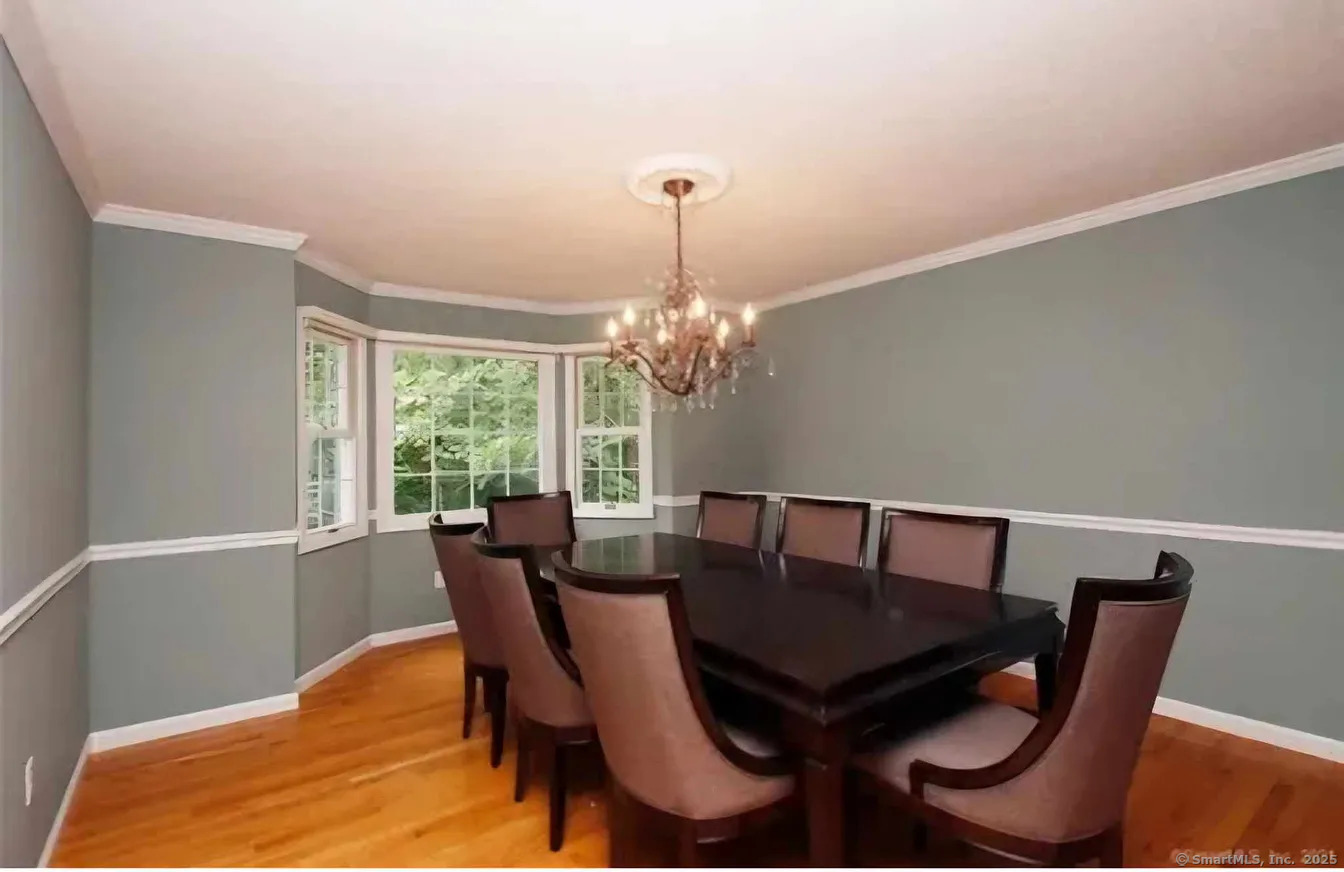 6 Chatterton, Hamden, Connecticut 06518