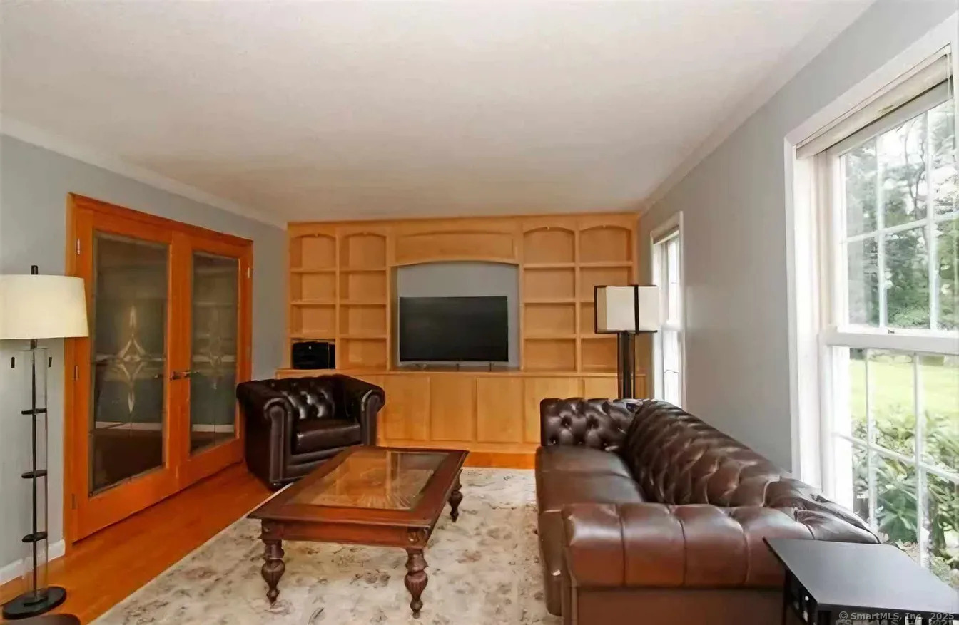 6 Chatterton, Hamden, Connecticut 06518