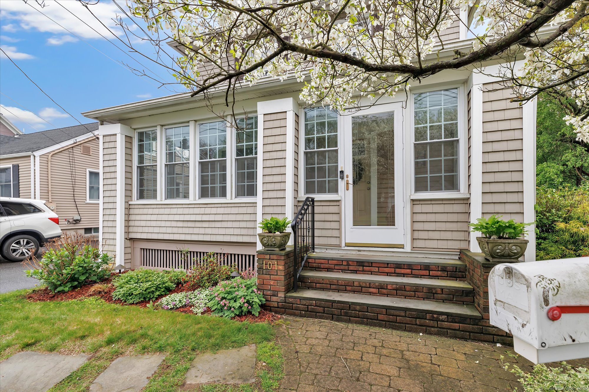 101 Nichols, Stratford, Connecticut 06614