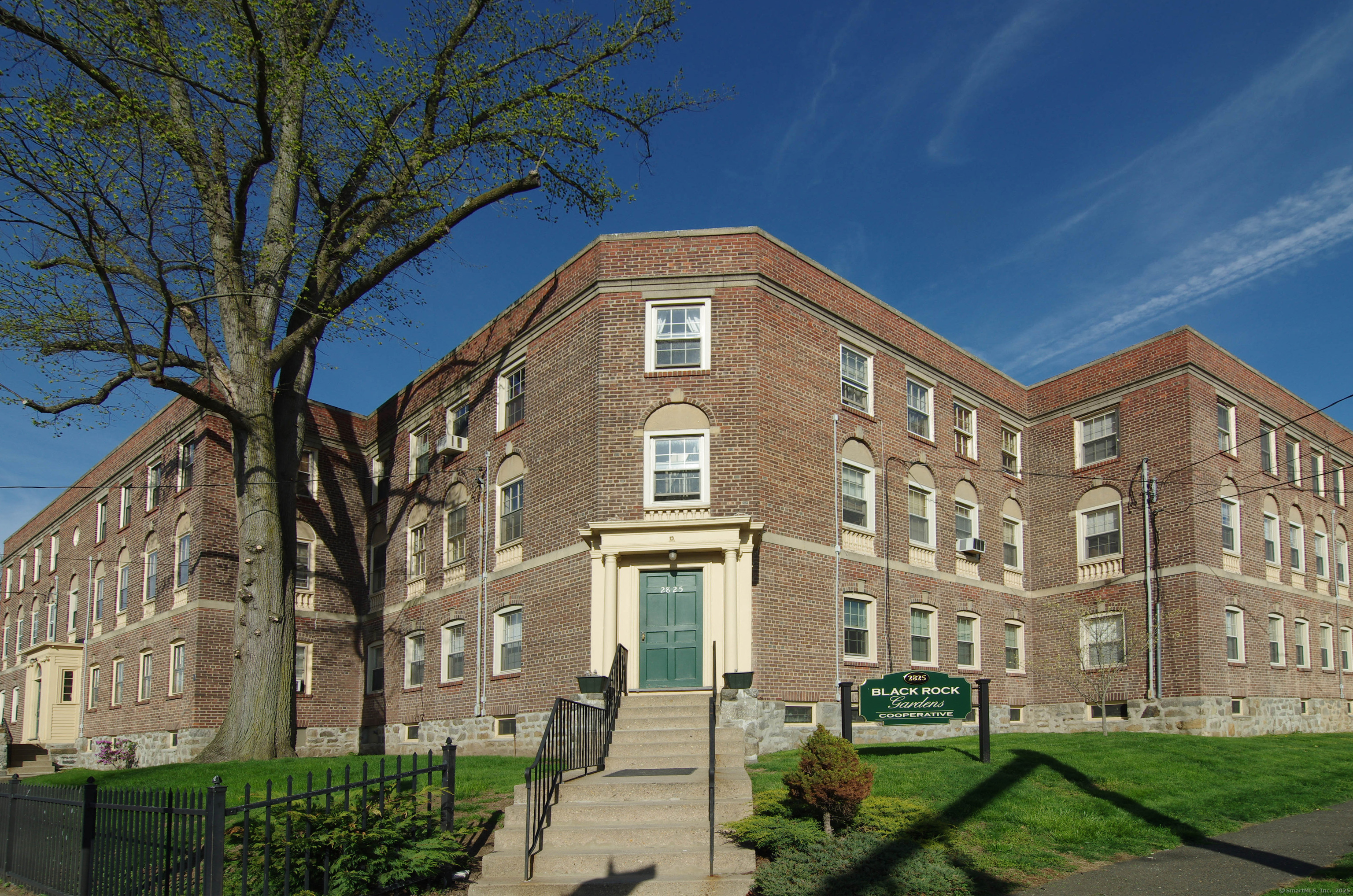 2811 Fairfield Avenue Bridgeport CT