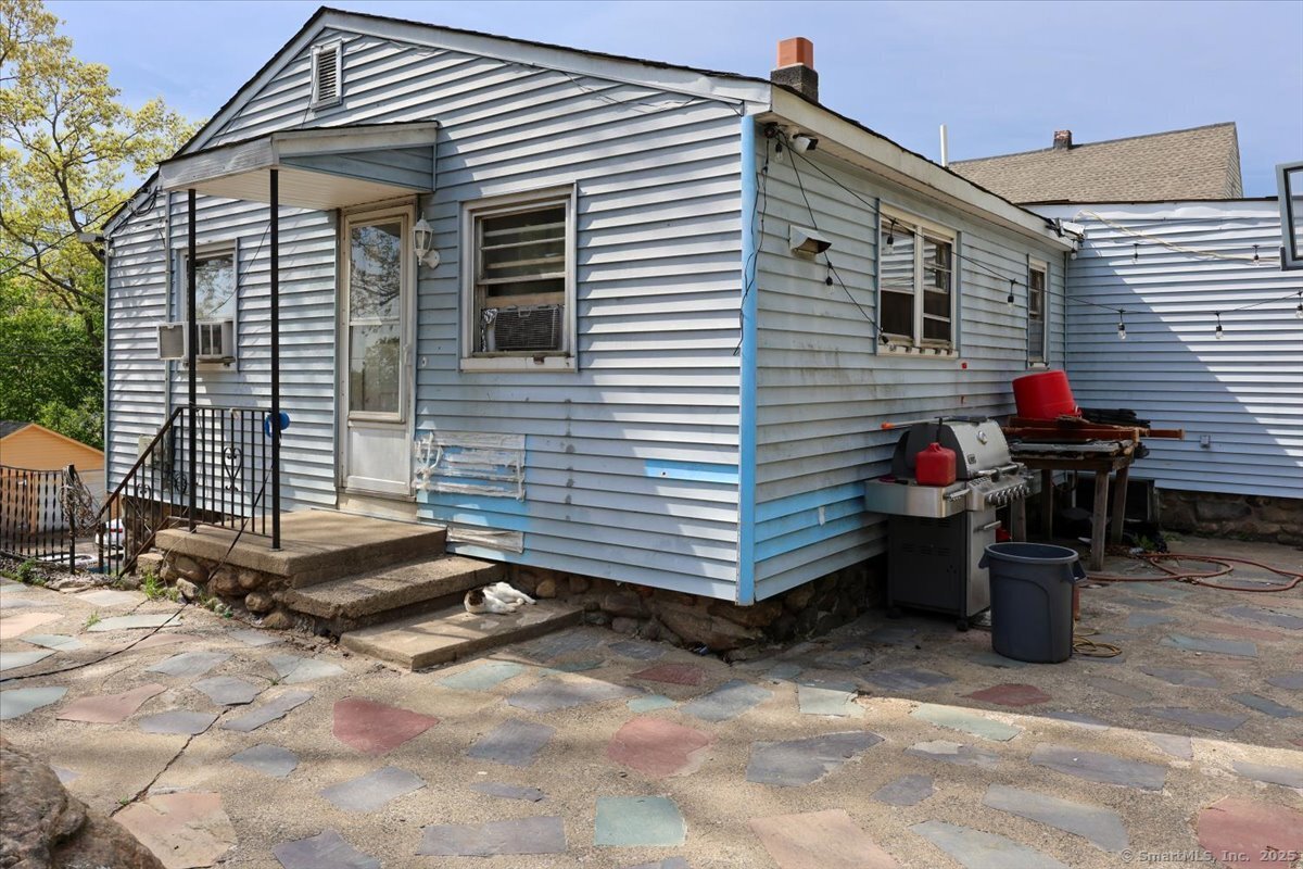 123 Birch, Waterbury, Connecticut 06704
