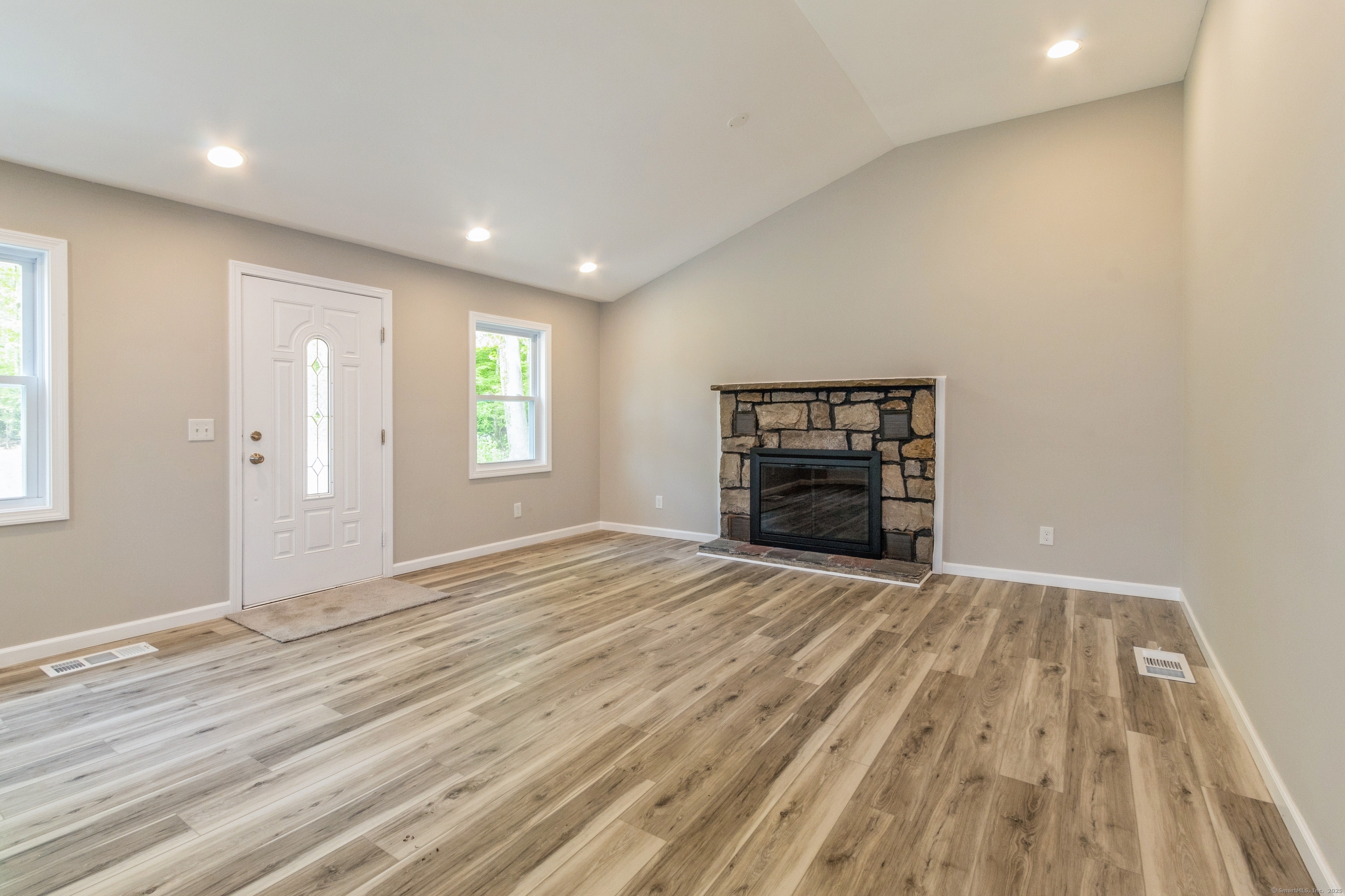 13 Jeanette, Monroe, Connecticut 06468