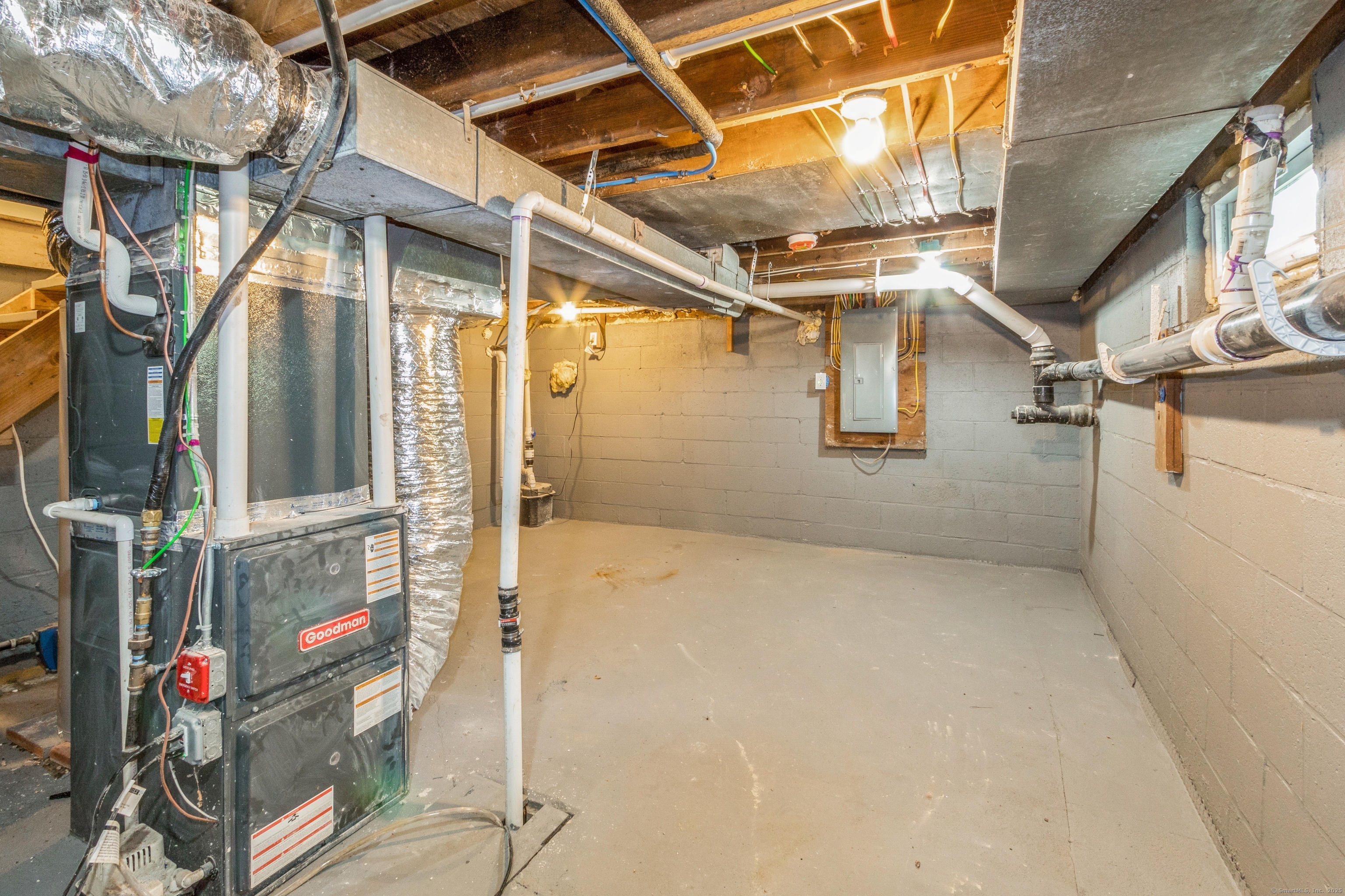 13 Jeanette, Monroe, Connecticut 06468