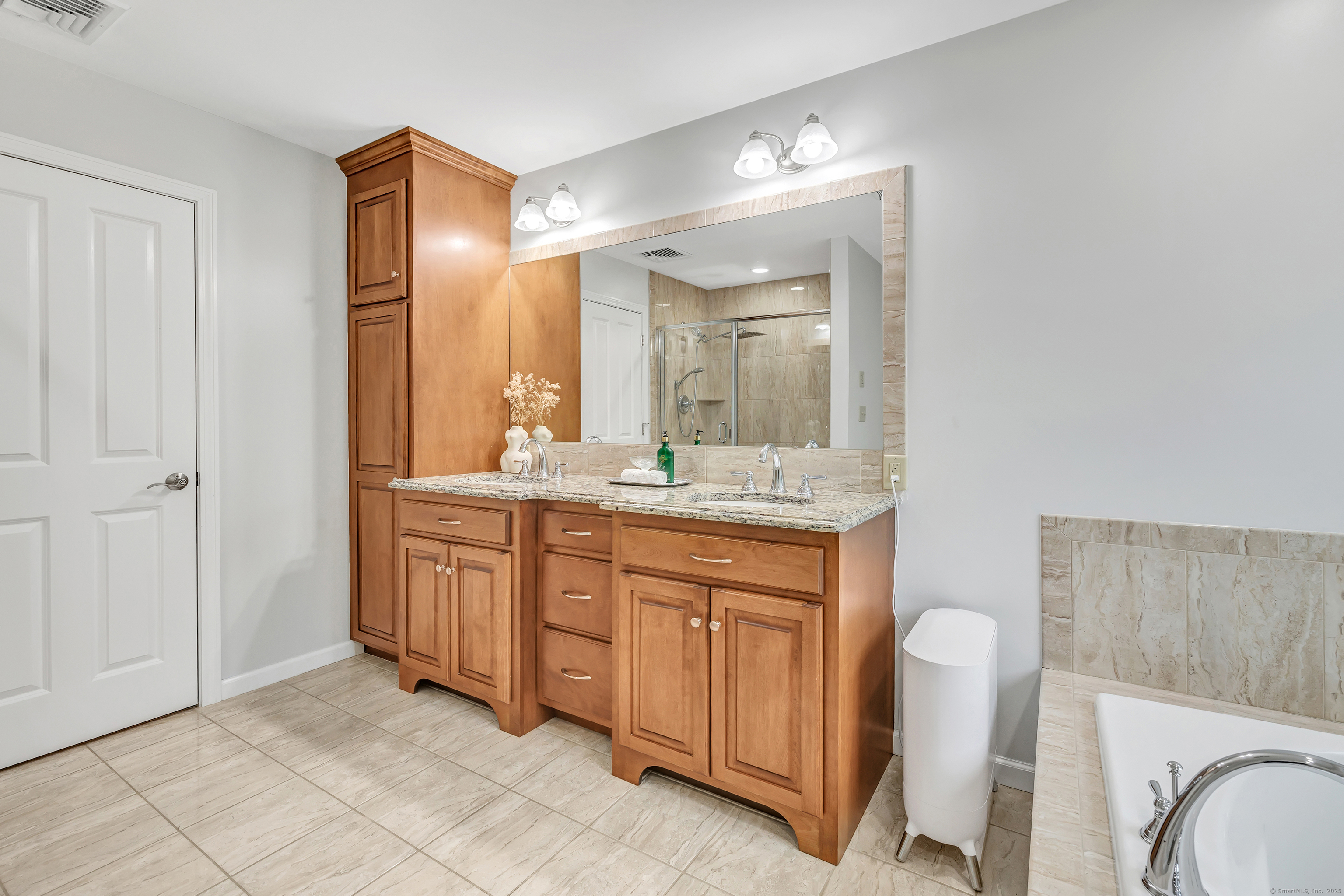 259 Riverview, Shelton, Connecticut 06484