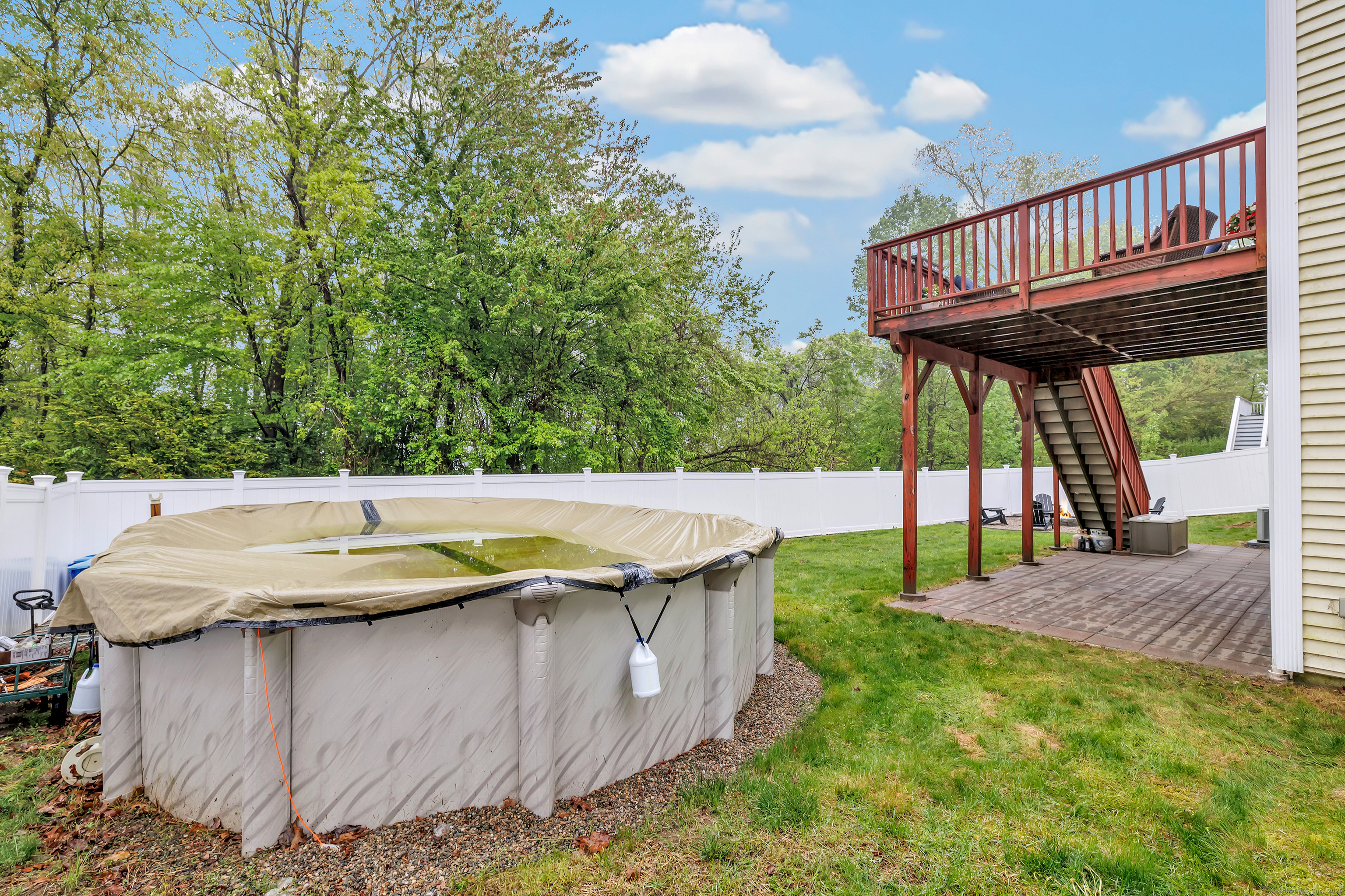 259 Riverview, Shelton, Connecticut 06484