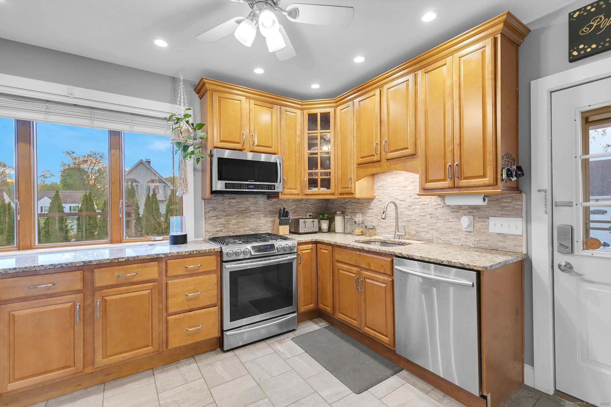 85 Marshall, West Haven, Connecticut 06516