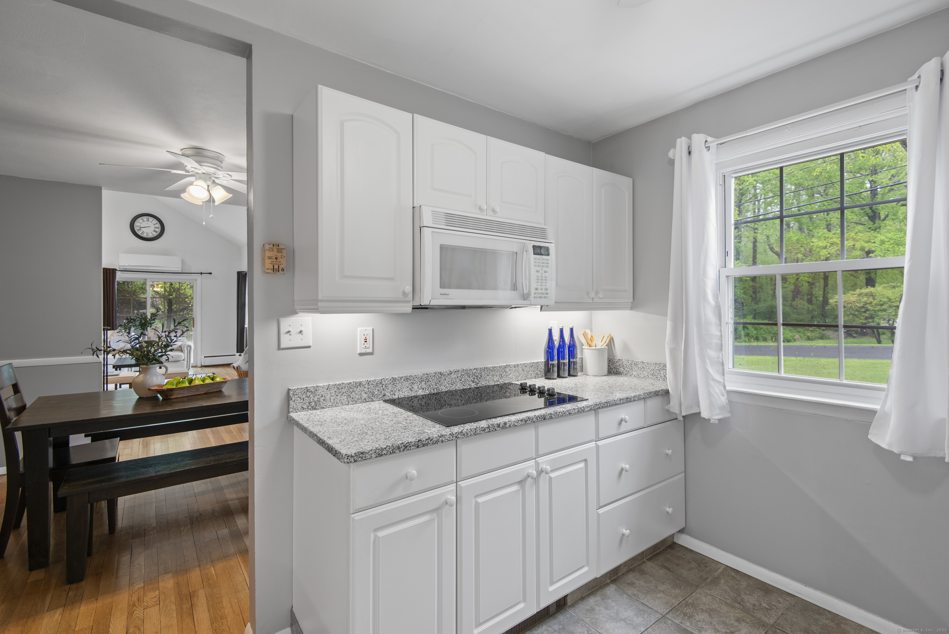10 Paugusett, Newtown, Connecticut 06482