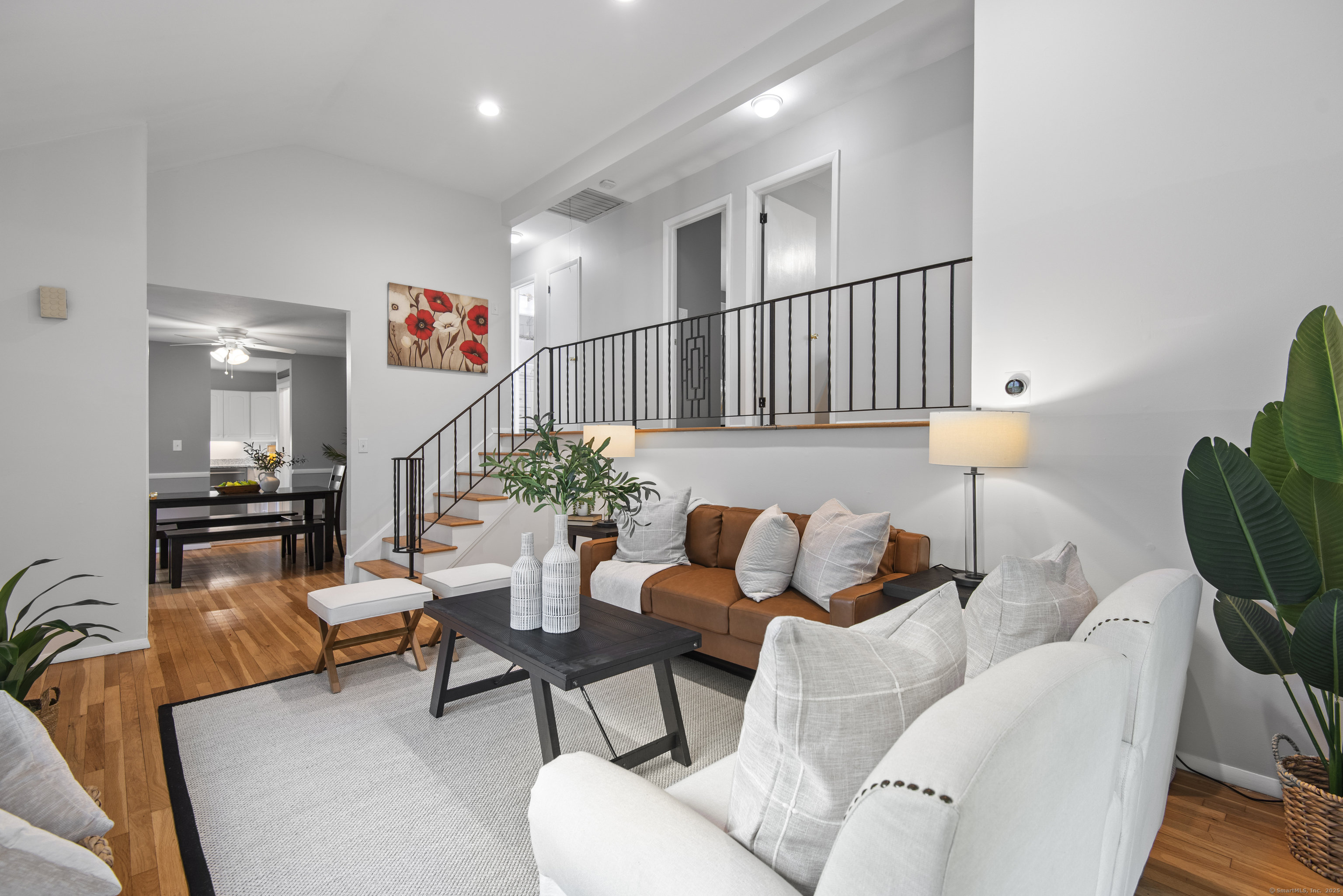 10 Paugusett, Newtown, Connecticut 06482