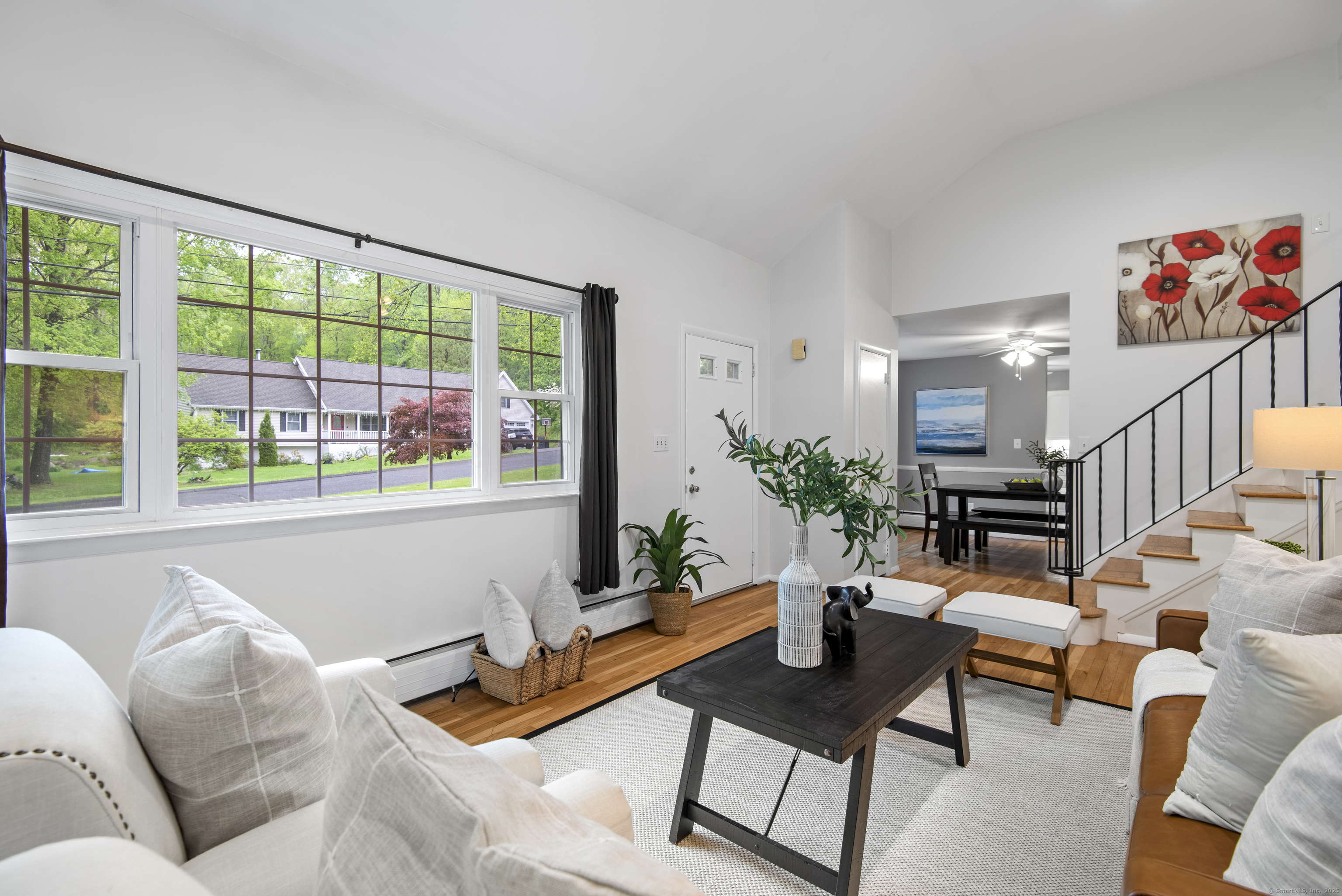 10 Paugusett, Newtown, Connecticut 06482