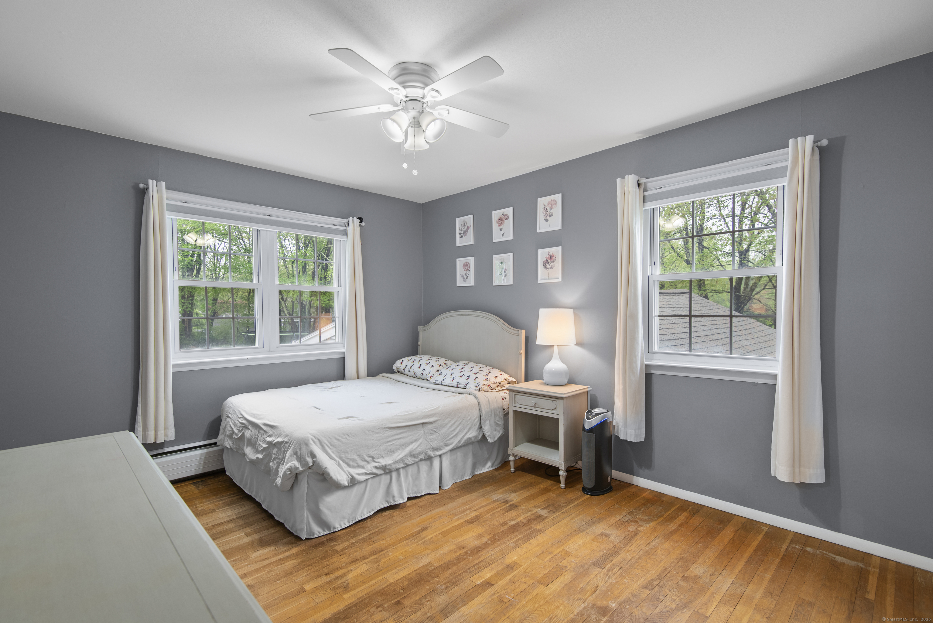 10 Paugusett, Newtown, Connecticut 06482