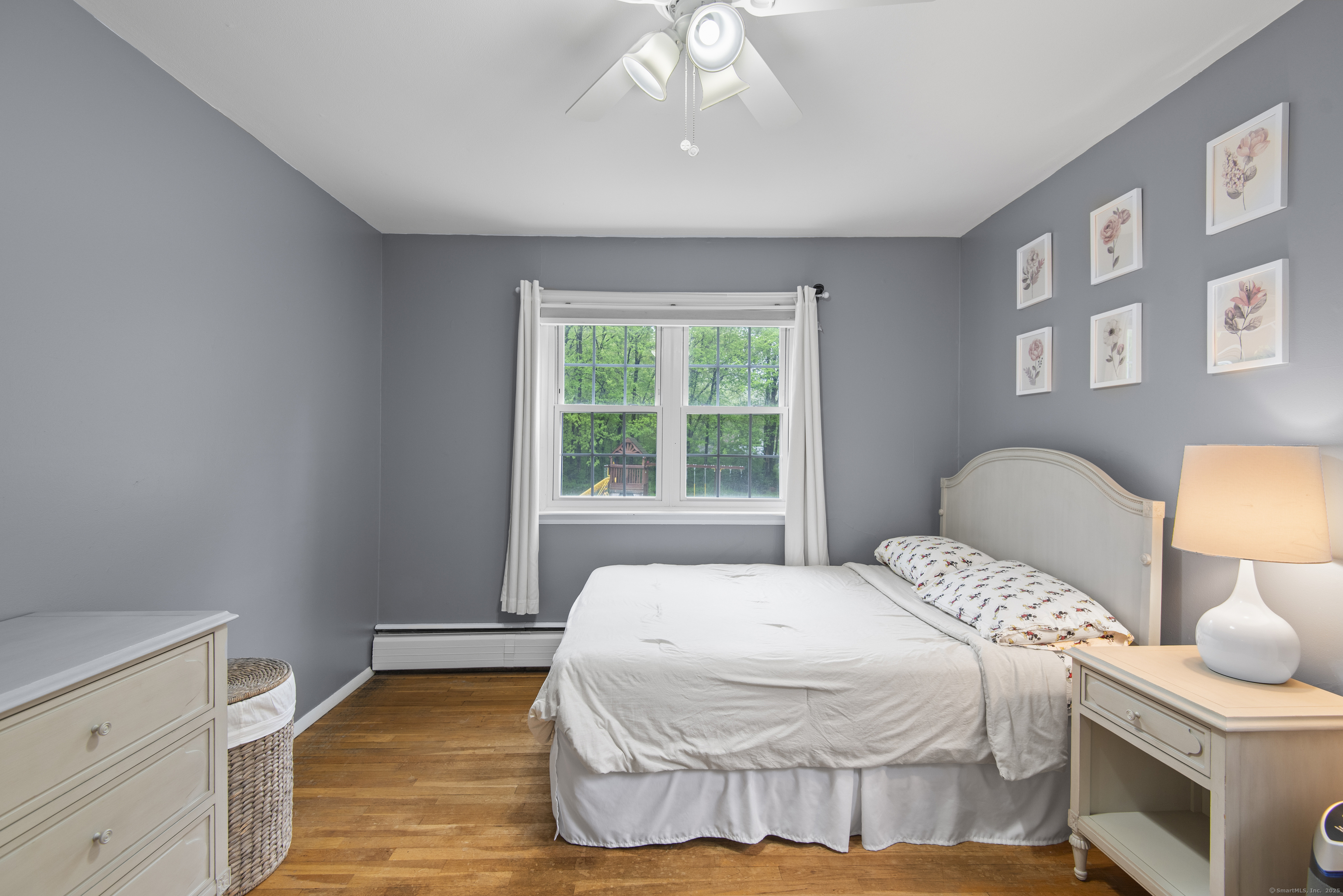 10 Paugusett, Newtown, Connecticut 06482