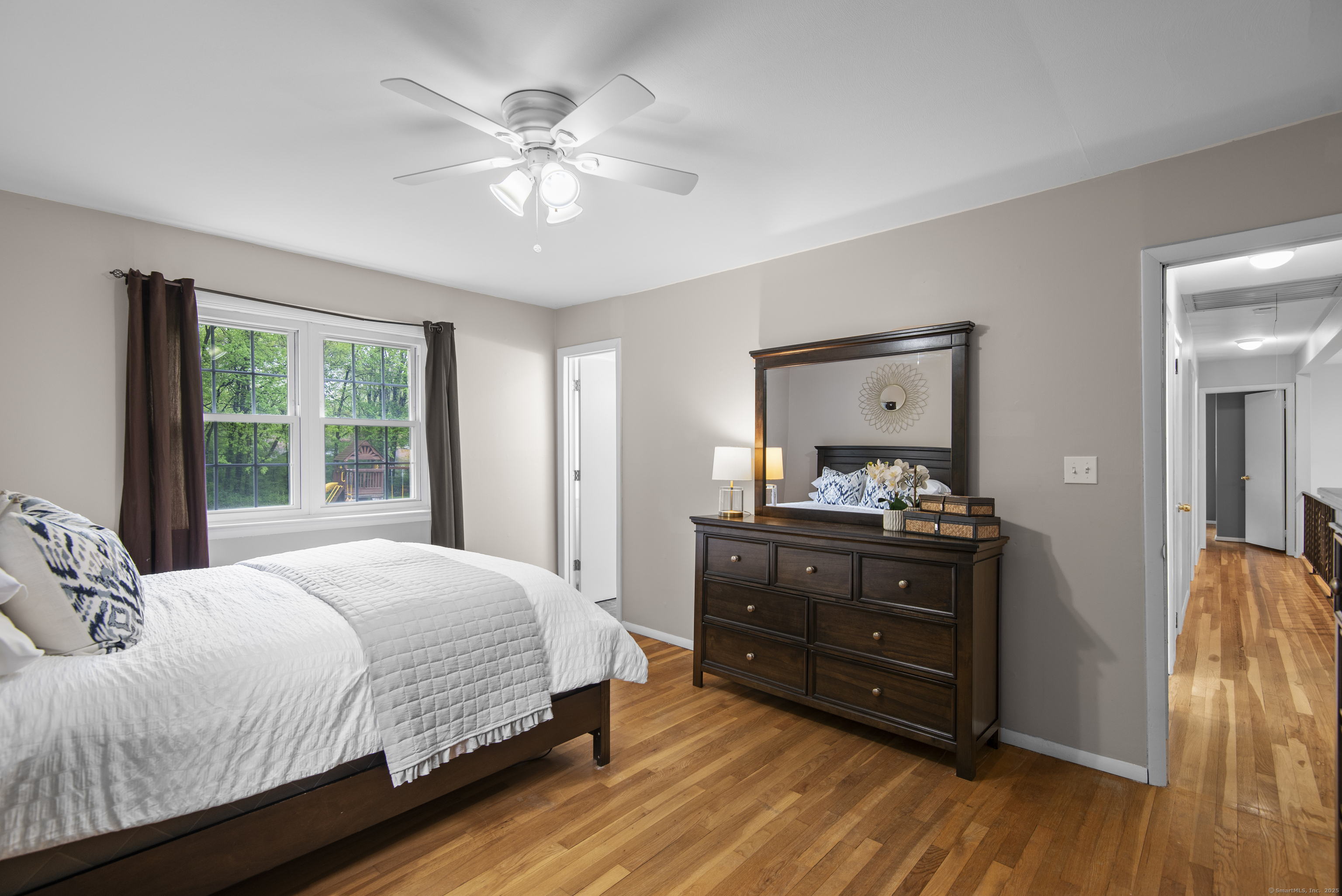 10 Paugusett, Newtown, Connecticut 06482
