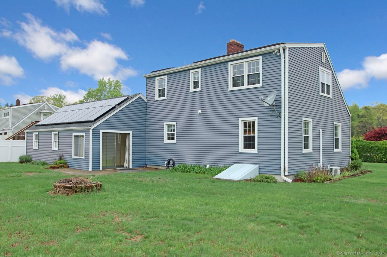 116 Scrub Oak, North Haven, Connecticut 06473
