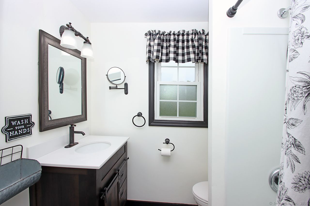 116 Scrub Oak, North Haven, Connecticut 06473