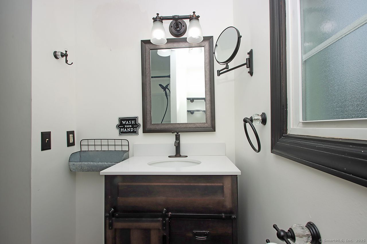 116 Scrub Oak, North Haven, Connecticut 06473
