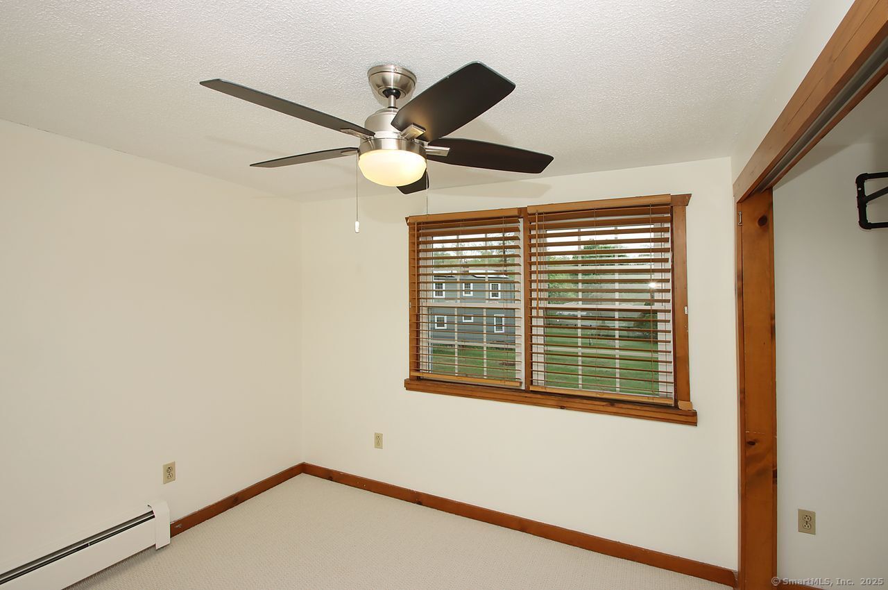 116 Scrub Oak, North Haven, Connecticut 06473