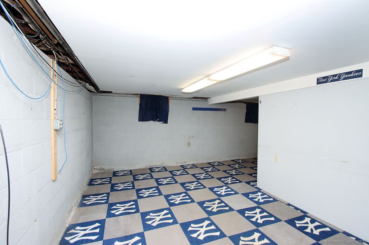 116 Scrub Oak, North Haven, Connecticut 06473
