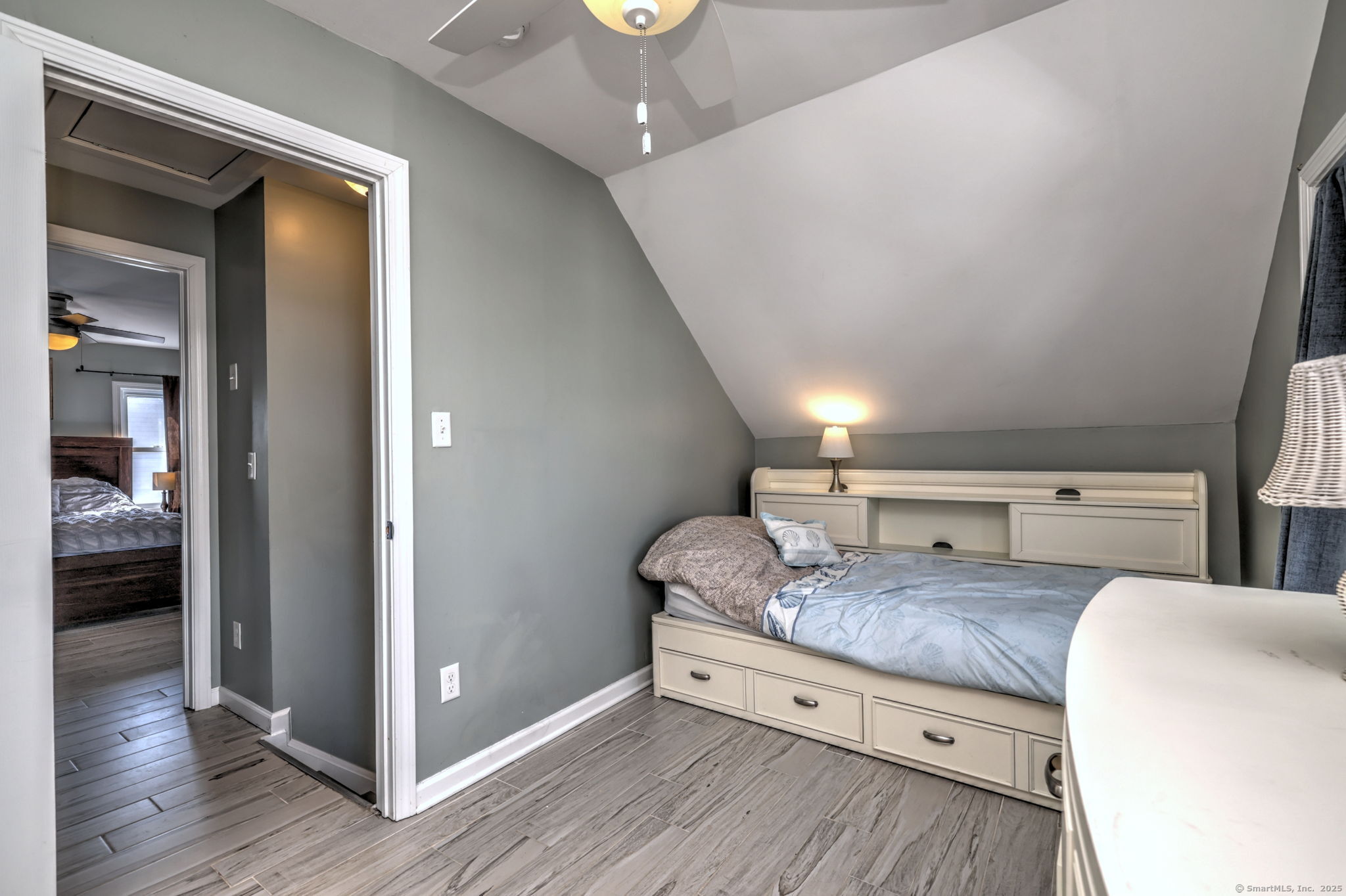 15 Chetwood, Milford, Connecticut 06460