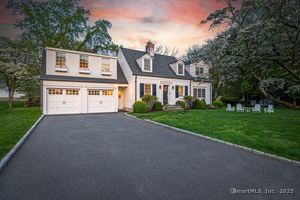 16 Dubois Street