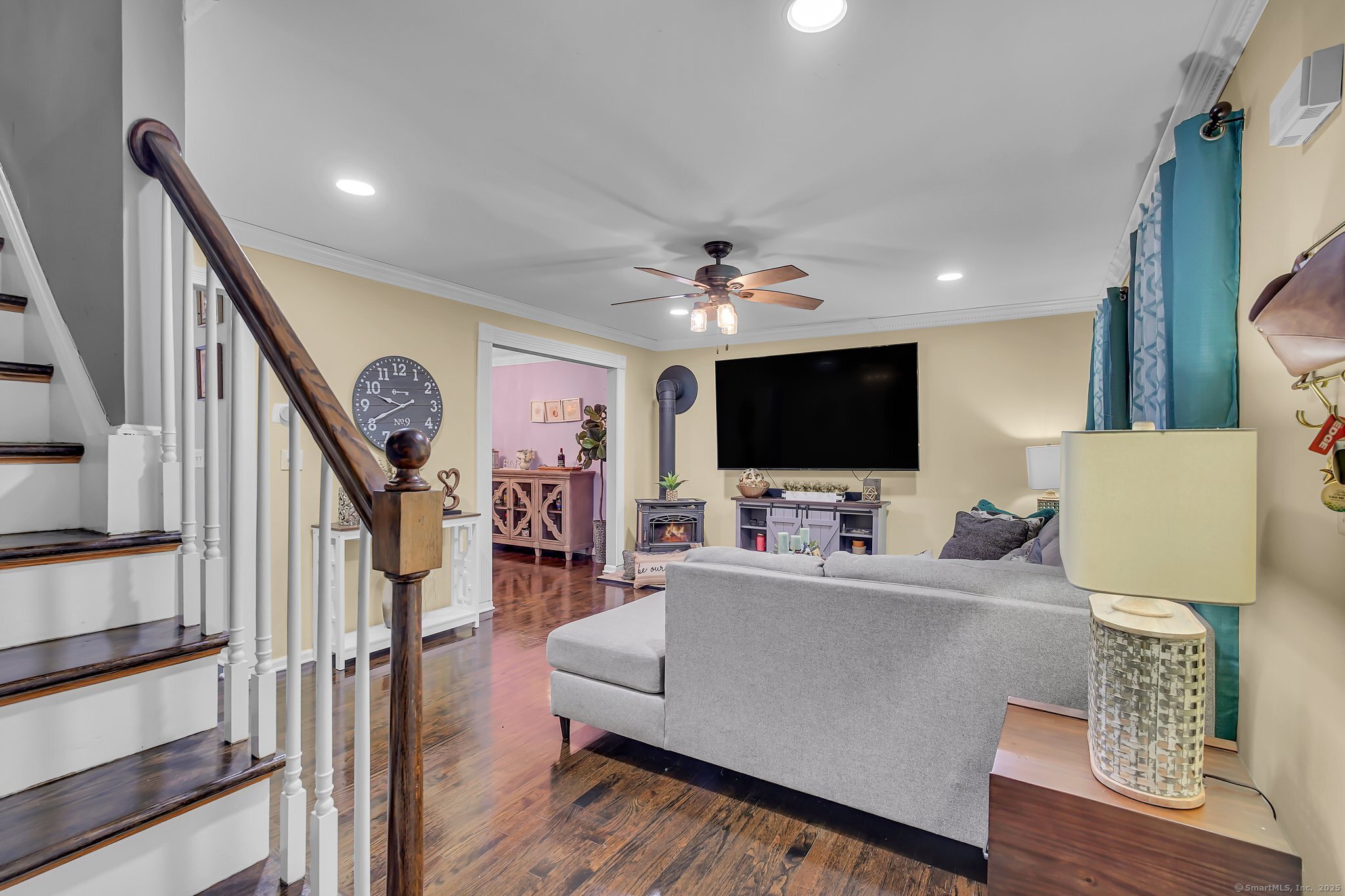 37 Lakeview, Shelton, Connecticut 06484