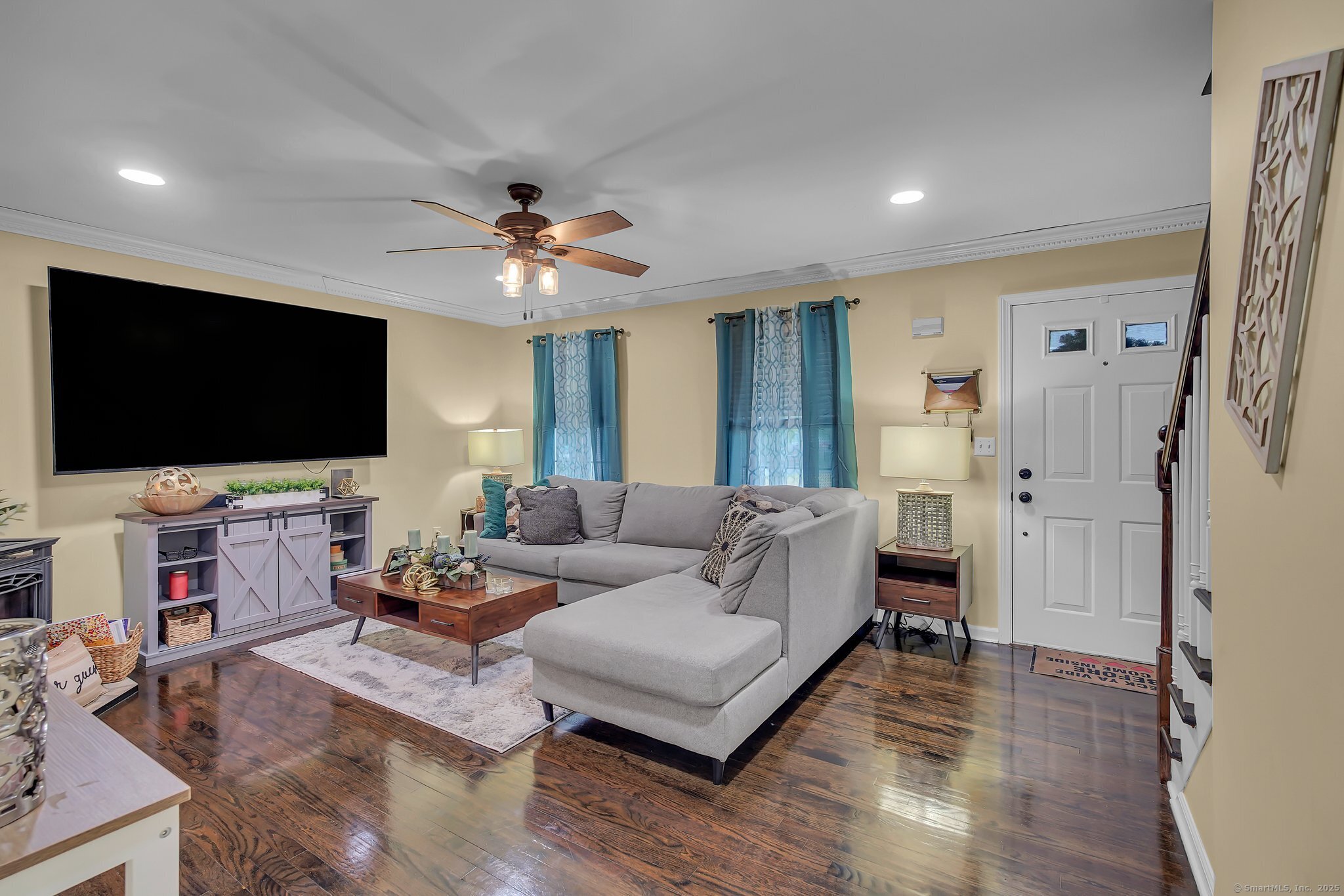 37 Lakeview, Shelton, Connecticut 06484