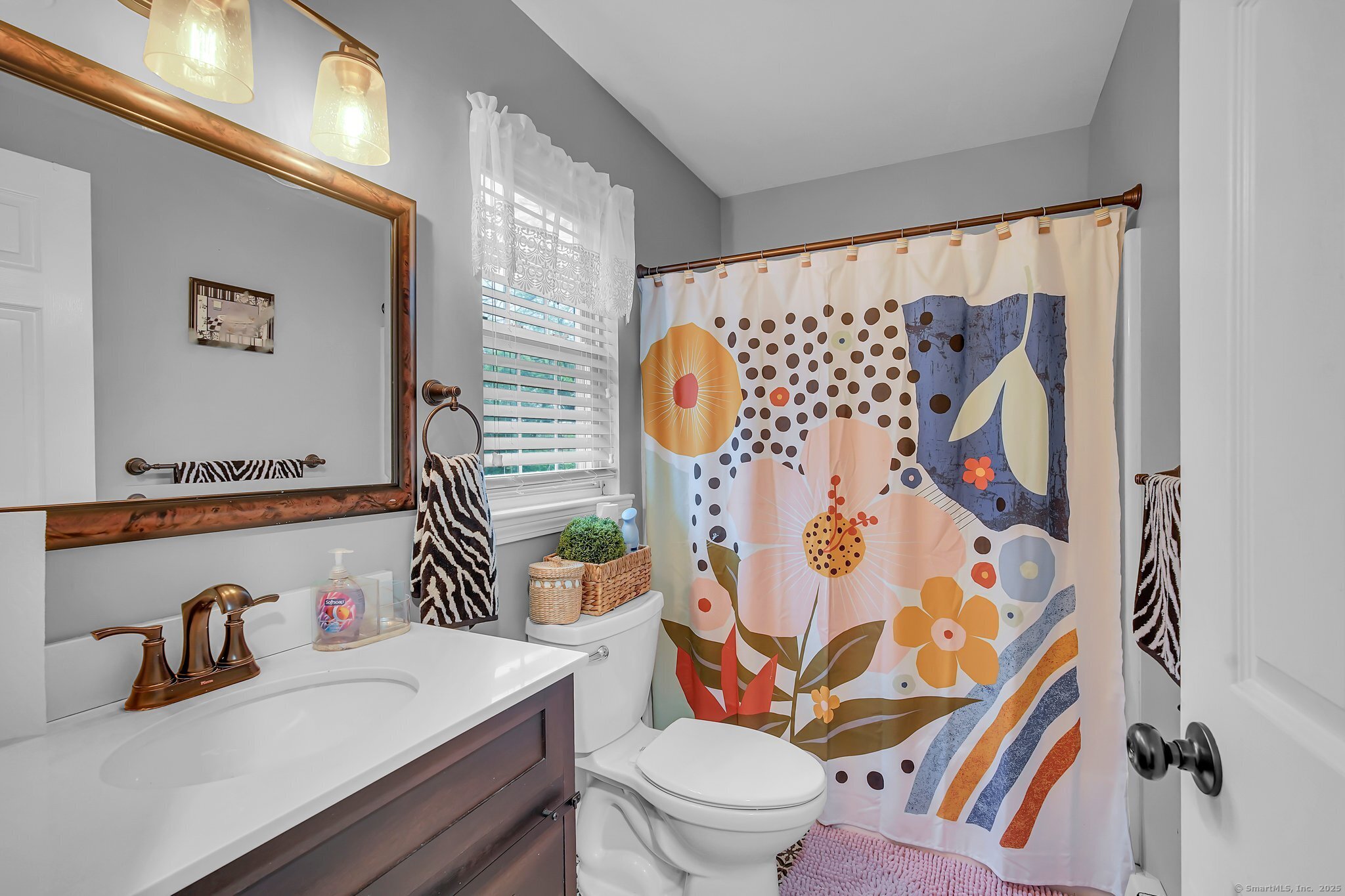 37 Lakeview, Shelton, Connecticut 06484