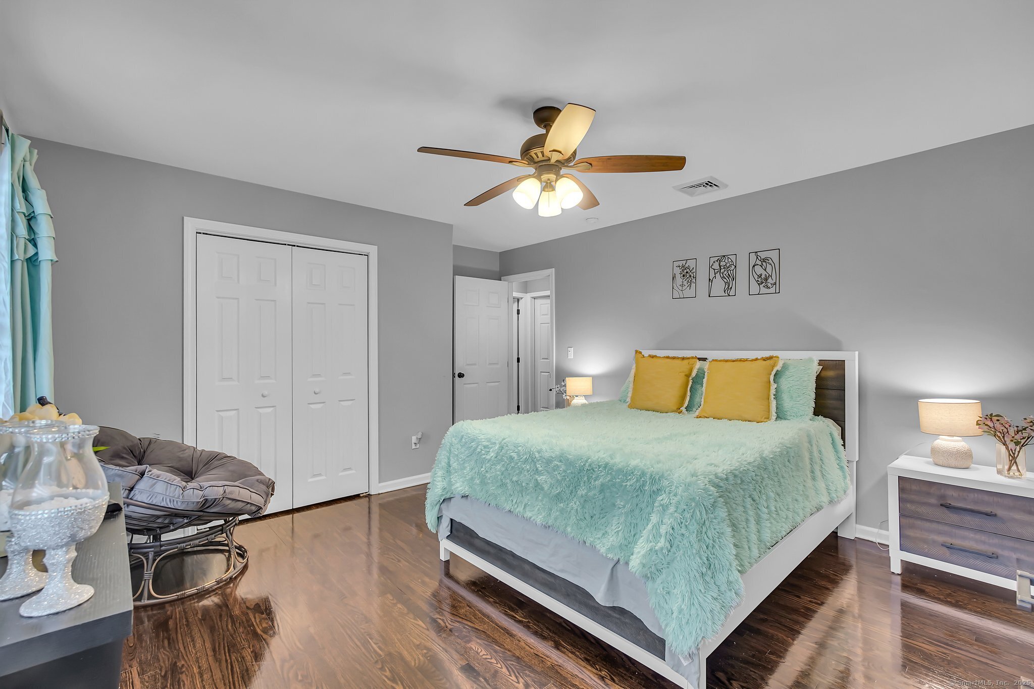 37 Lakeview, Shelton, Connecticut 06484