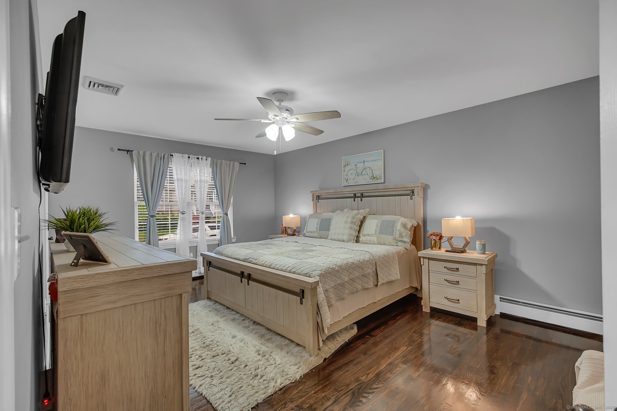 37 Lakeview, Shelton, Connecticut 06484