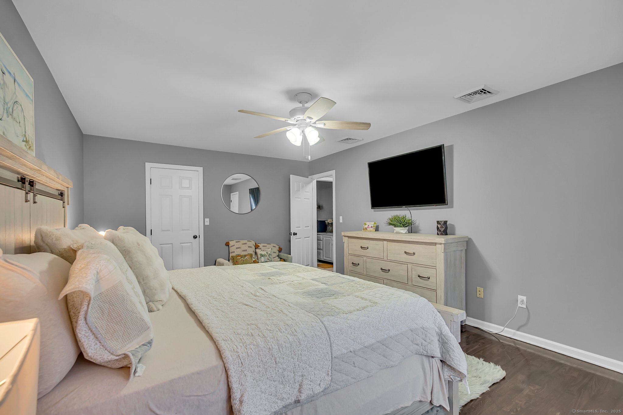 37 Lakeview, Shelton, Connecticut 06484