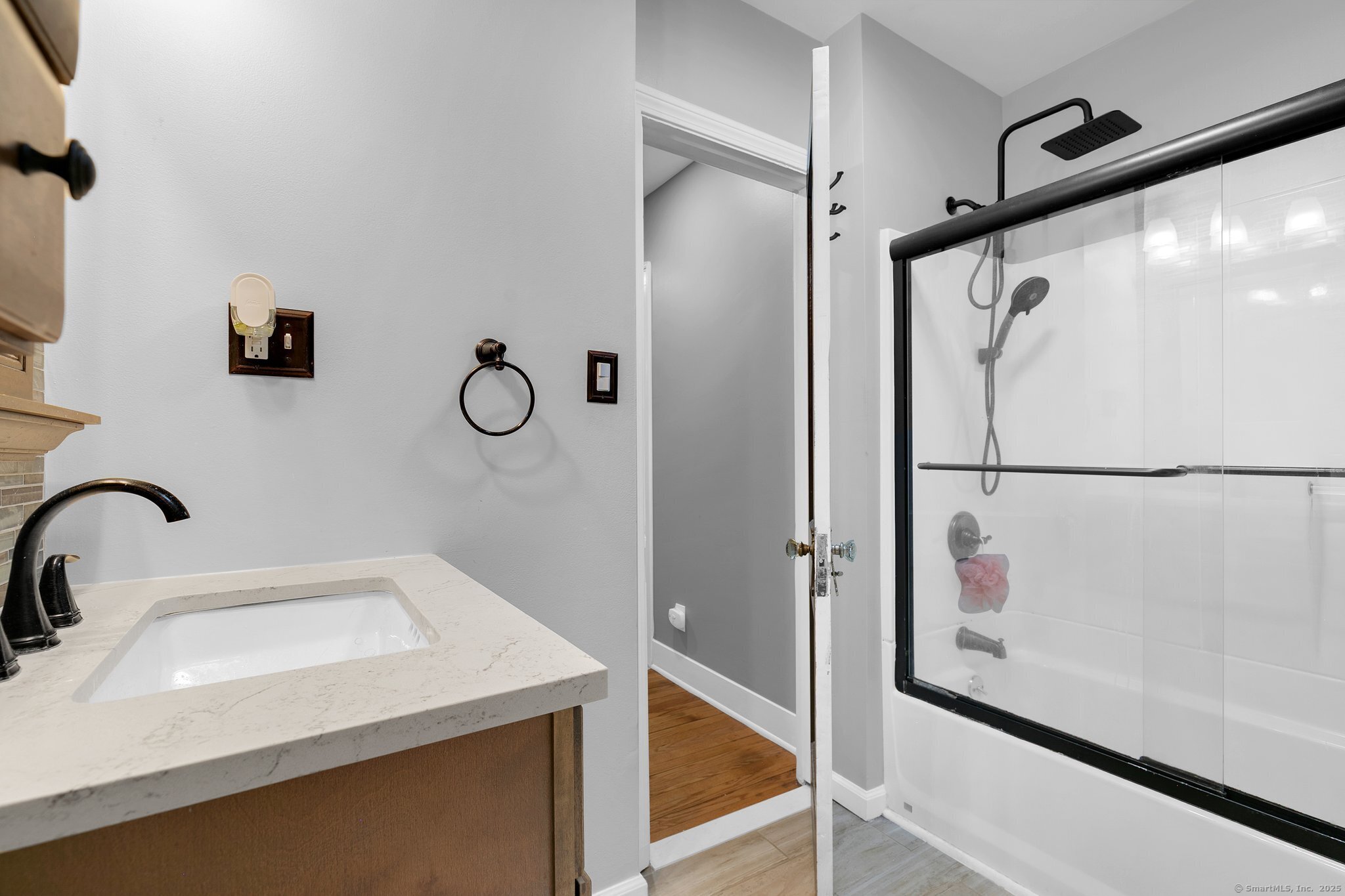 85 Marshall, West Haven, Connecticut 06516