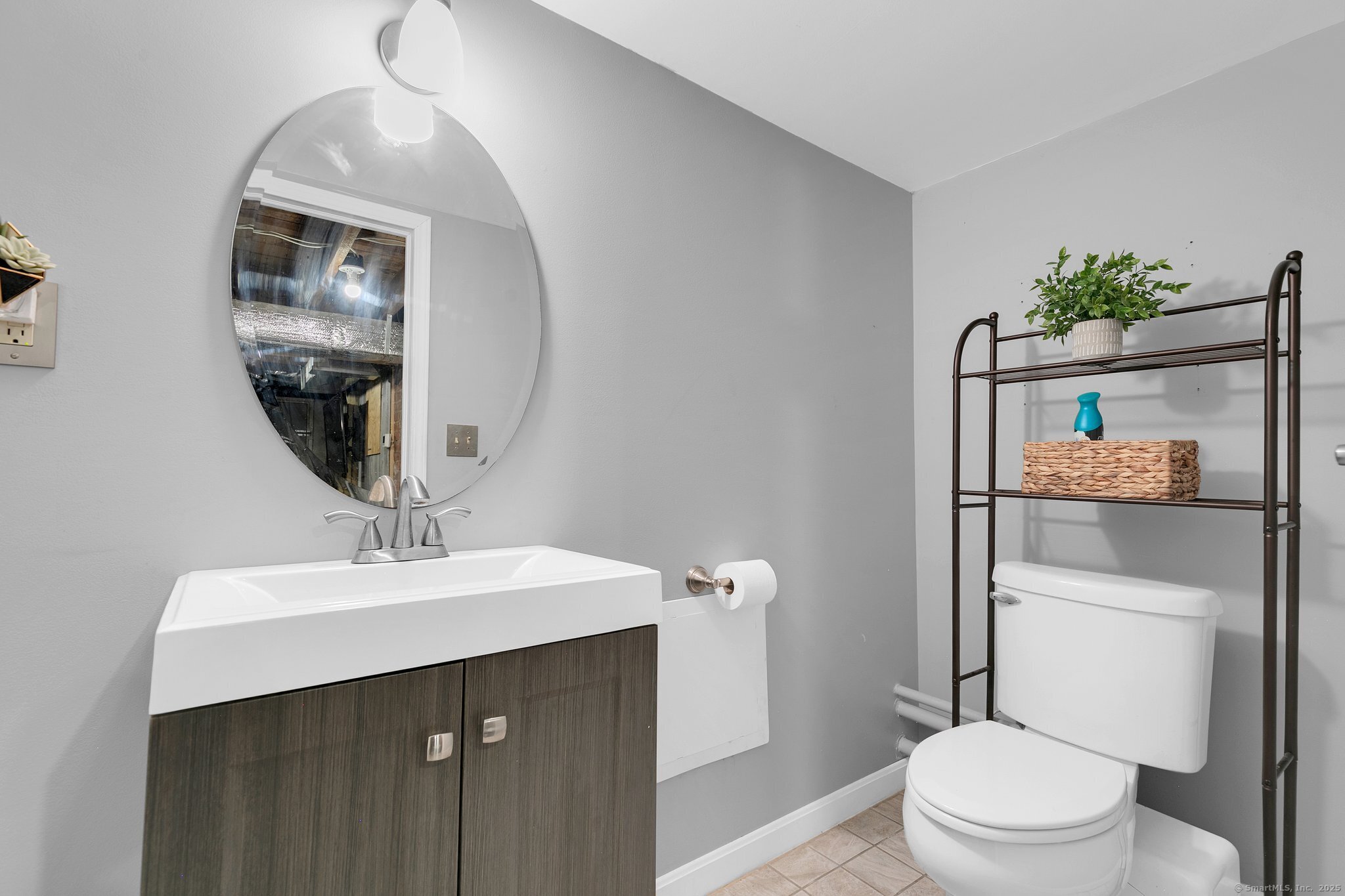 85 Marshall, West Haven, Connecticut 06516