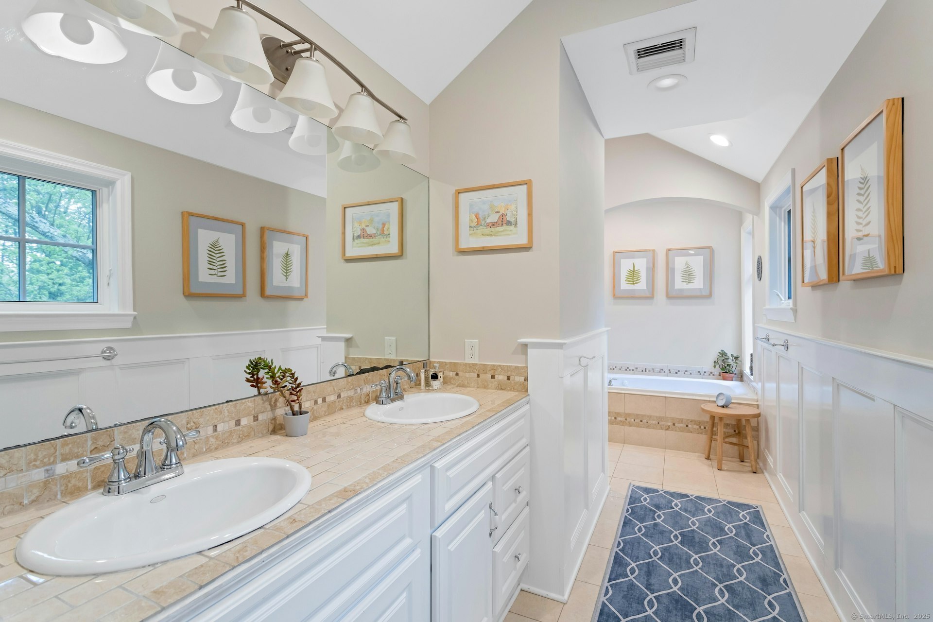 19 Birch, Darien, Connecticut 06820