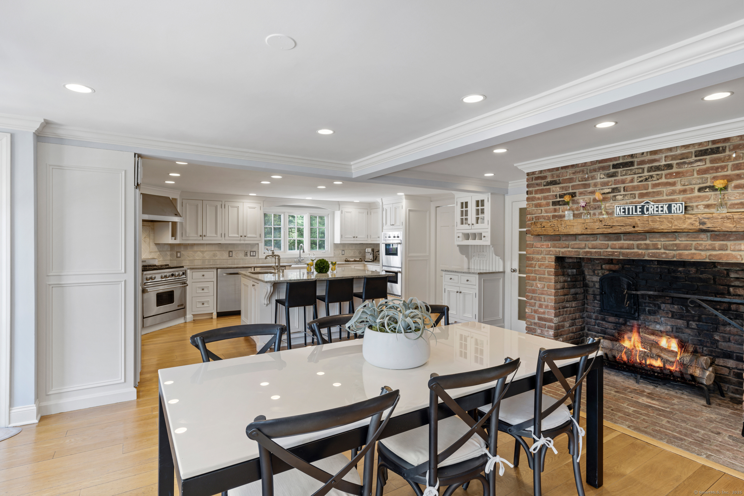 83 Kettle Creek, Weston, Connecticut 06883