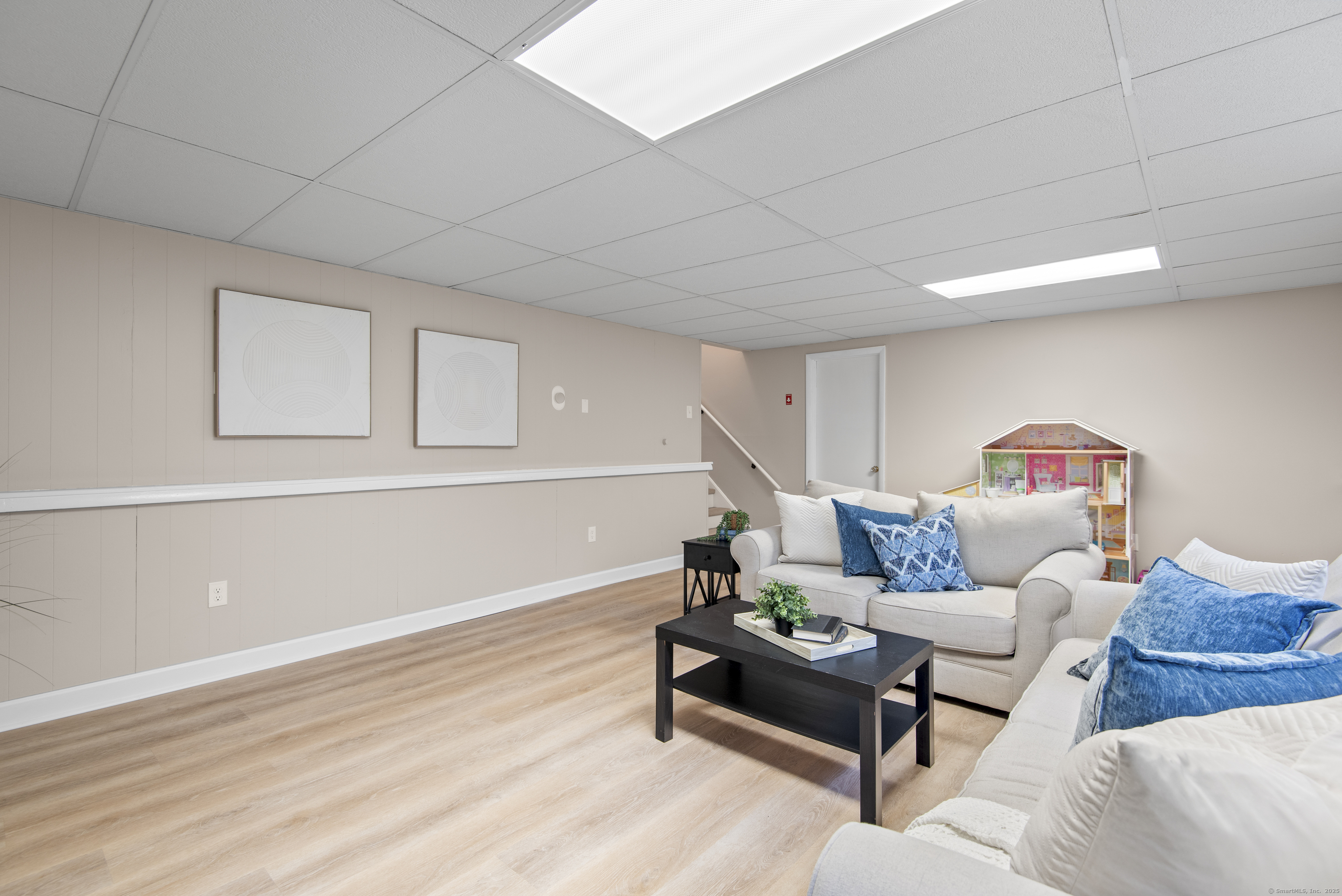 10 Paugusett, Newtown, Connecticut 06482