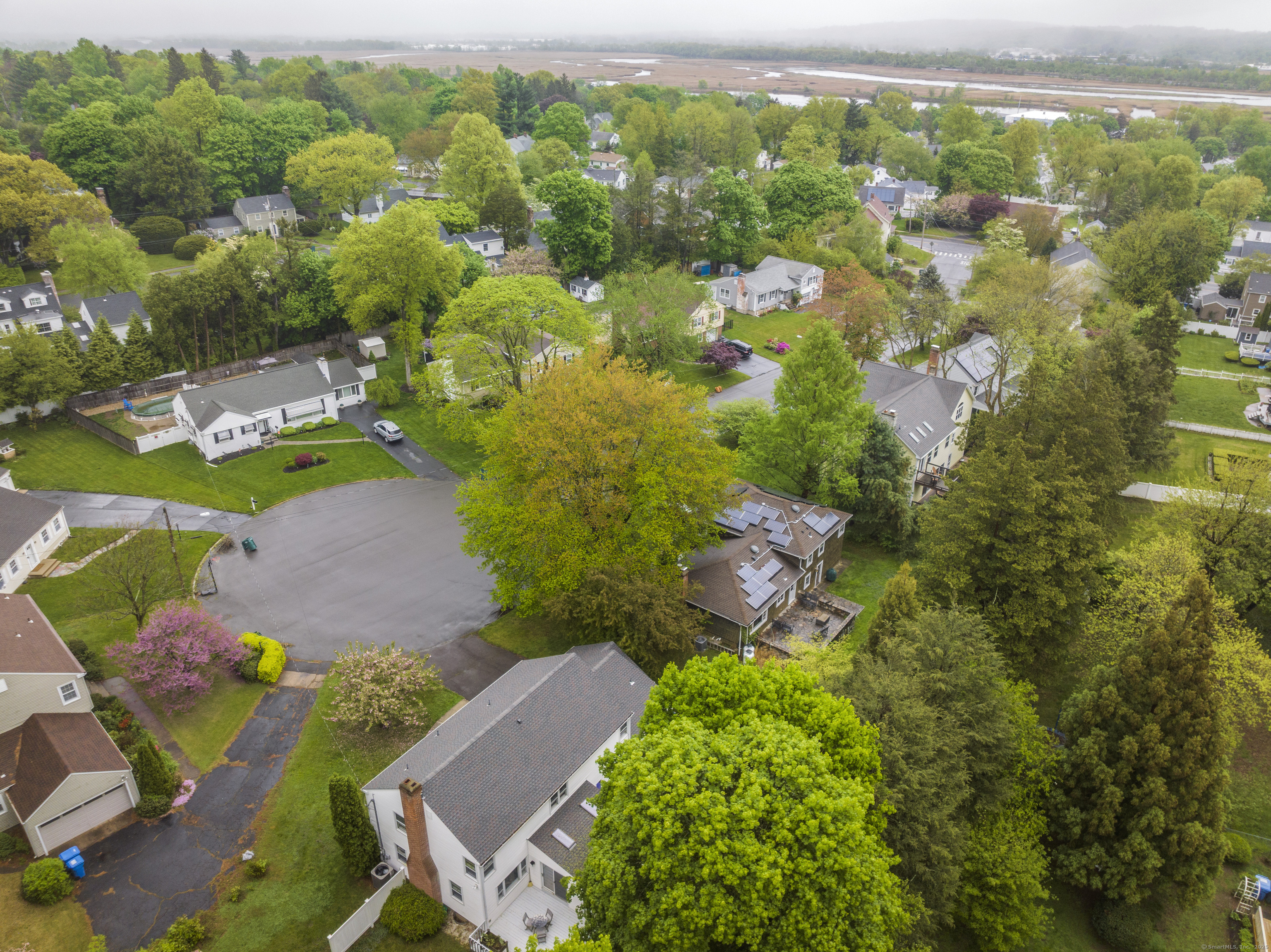 52 Lillibridge, Hamden, Connecticut 06517