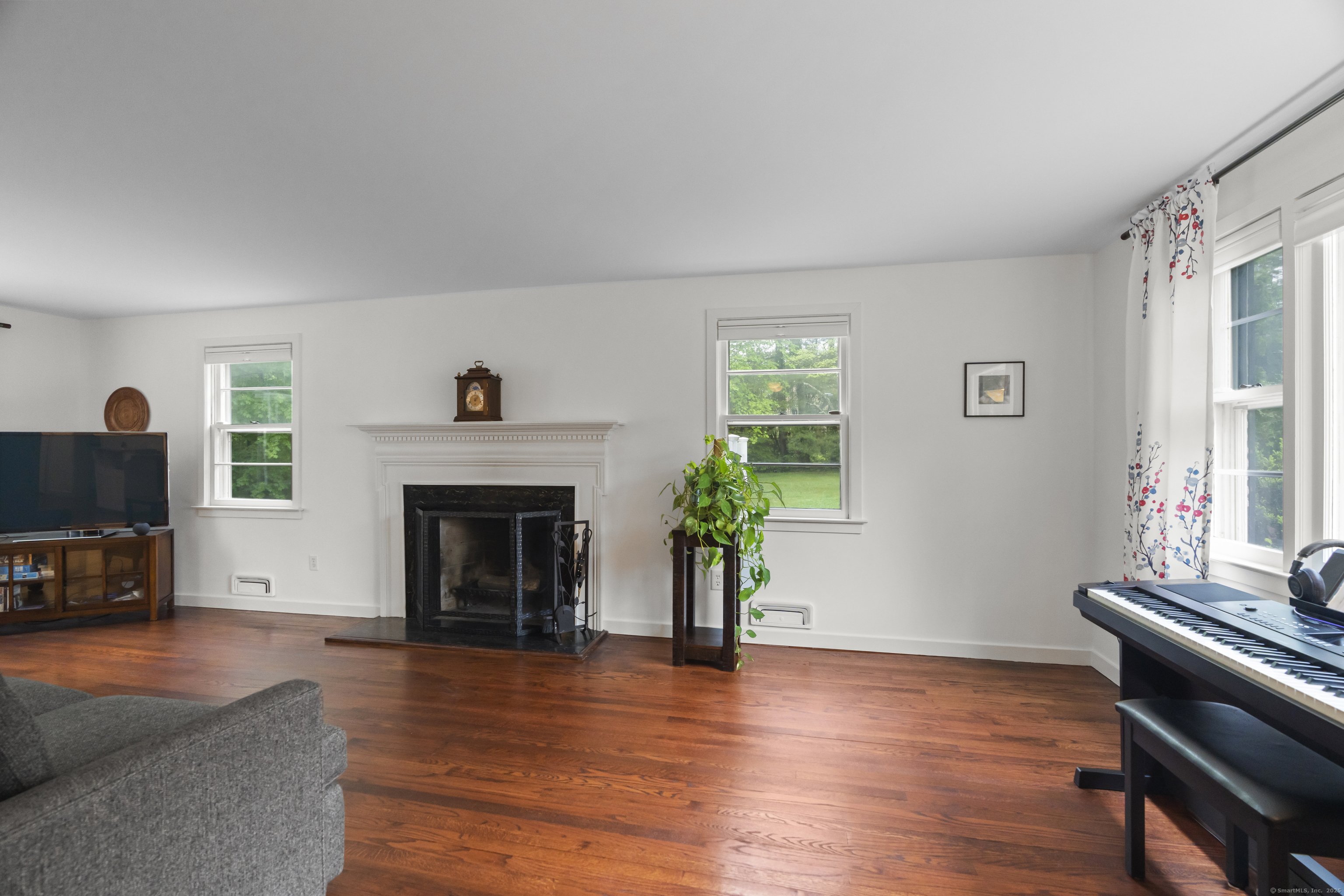 52 Lillibridge, Hamden, Connecticut 06517