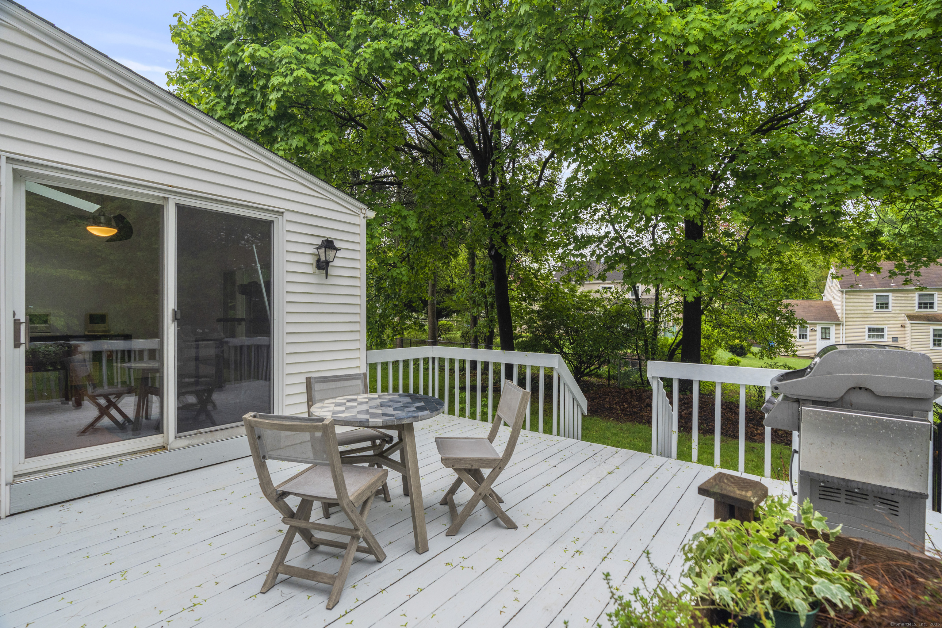 52 Lillibridge, Hamden, Connecticut 06517