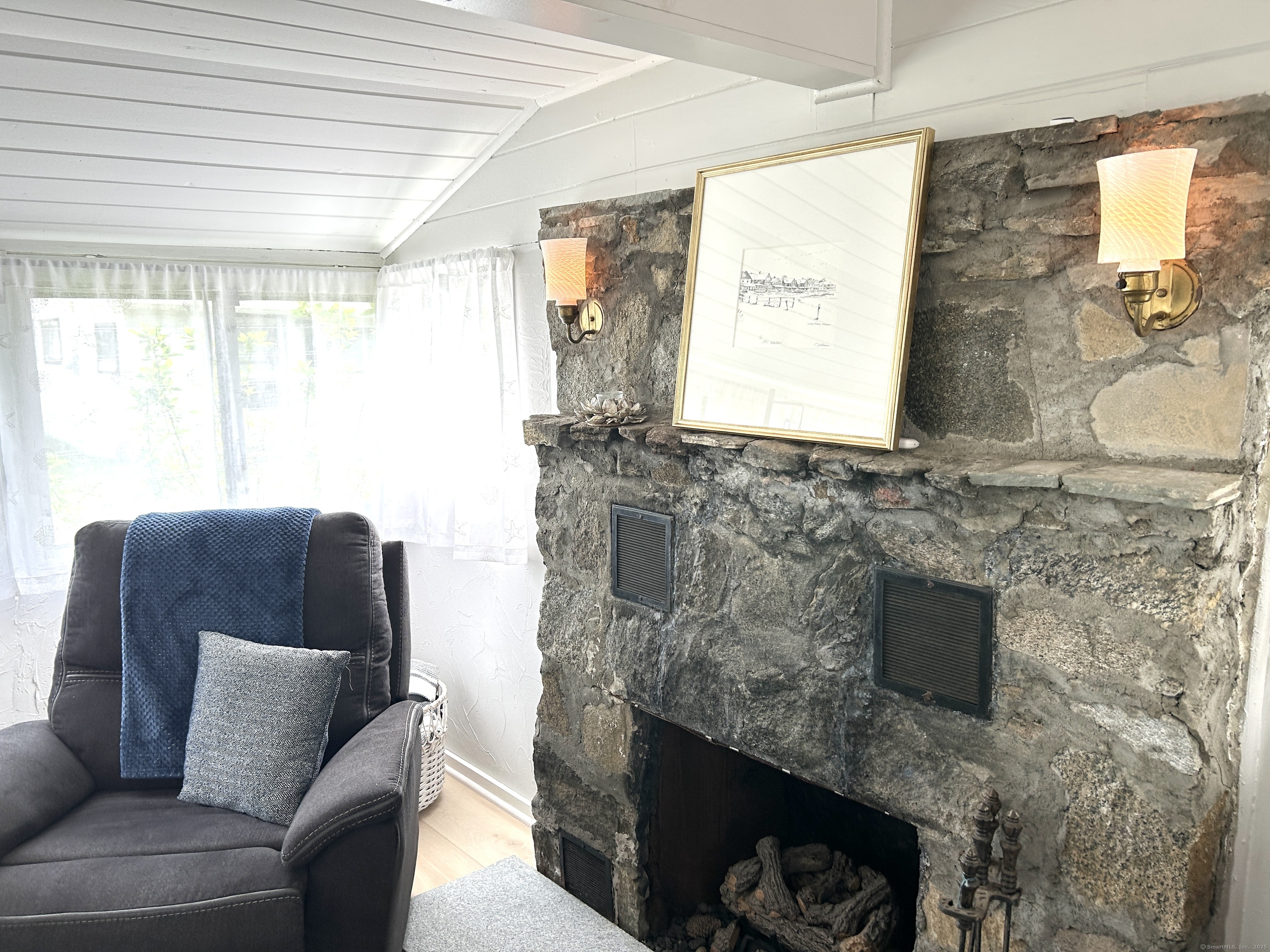 1 4th, Madison, Connecticut 06443