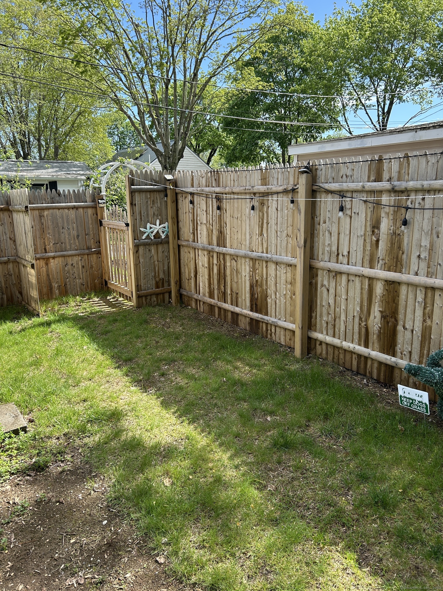 1 4th, Madison, Connecticut 06443