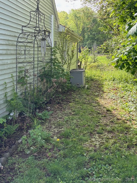 16 Glen Hills, Meriden, Connecticut 06451