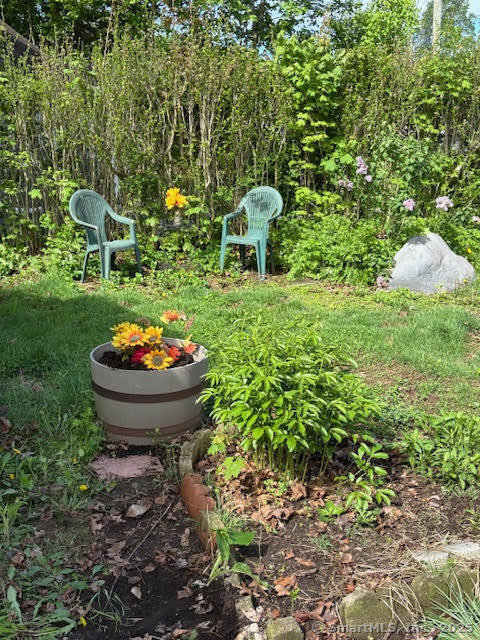 16 Glen Hills, Meriden, Connecticut 06451