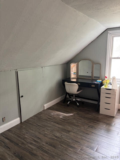 16 Glen Hills, Meriden, Connecticut 06451