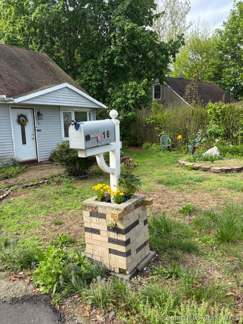 16 Glen Hills, Meriden, Connecticut 06451