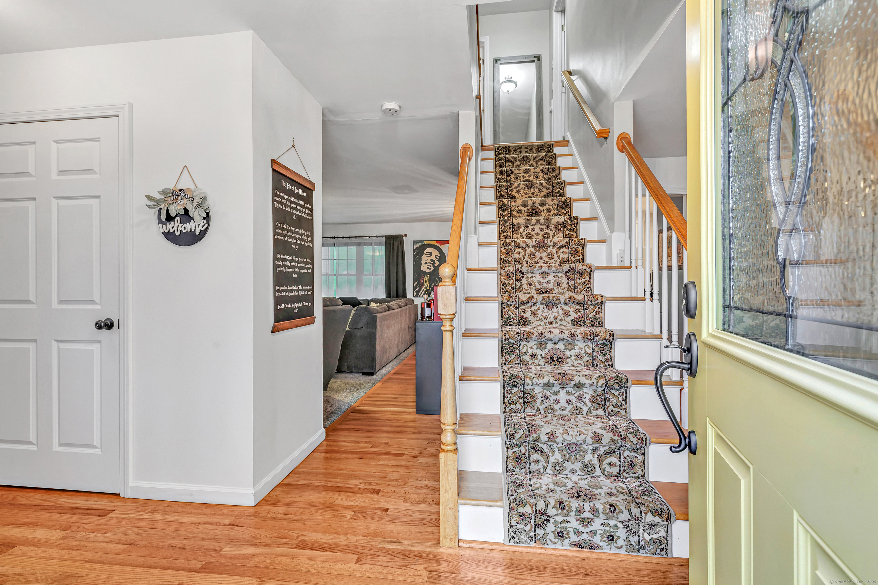 876 Howe, Shelton, Connecticut 06484