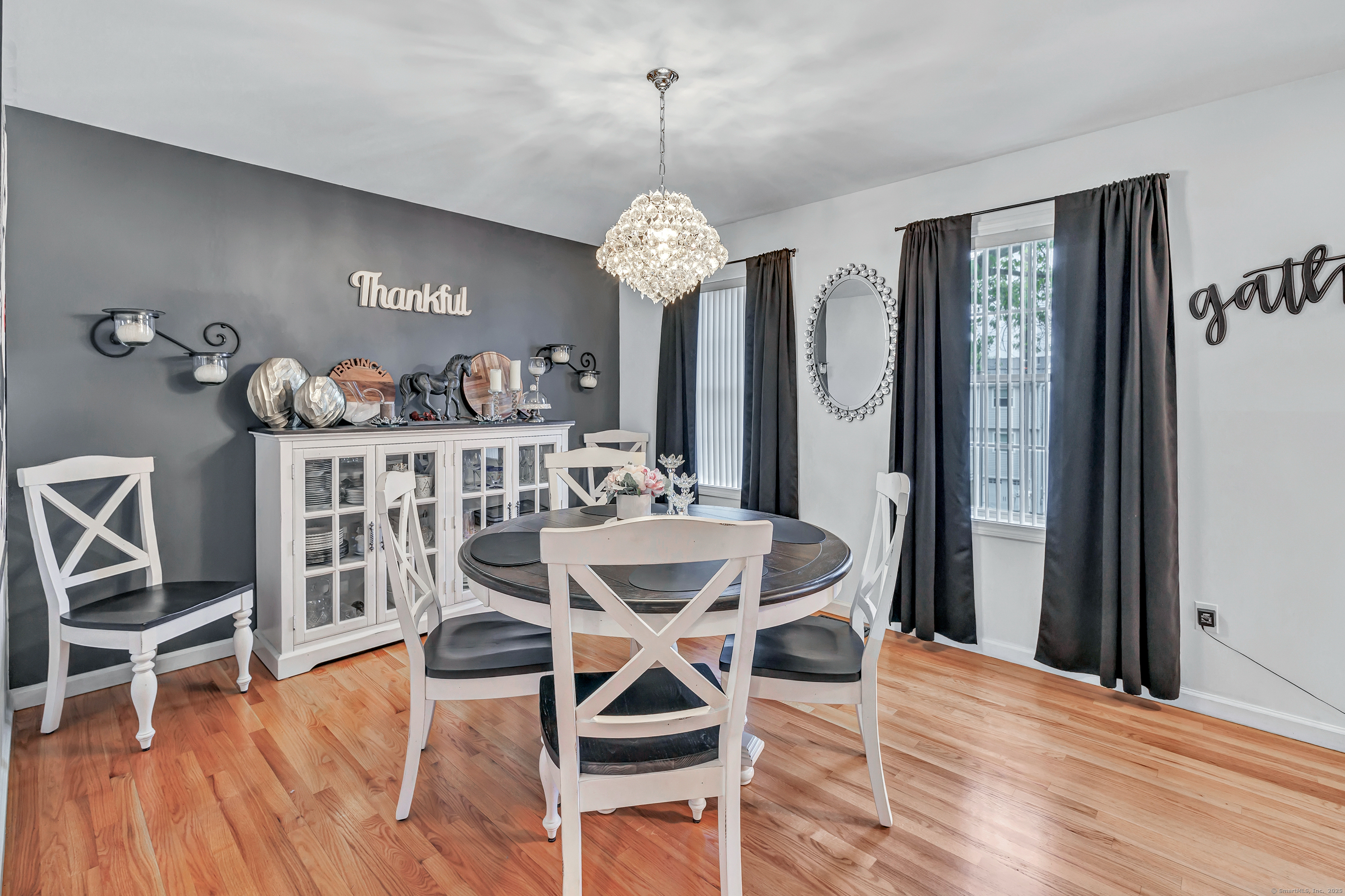 876 Howe, Shelton, Connecticut 06484