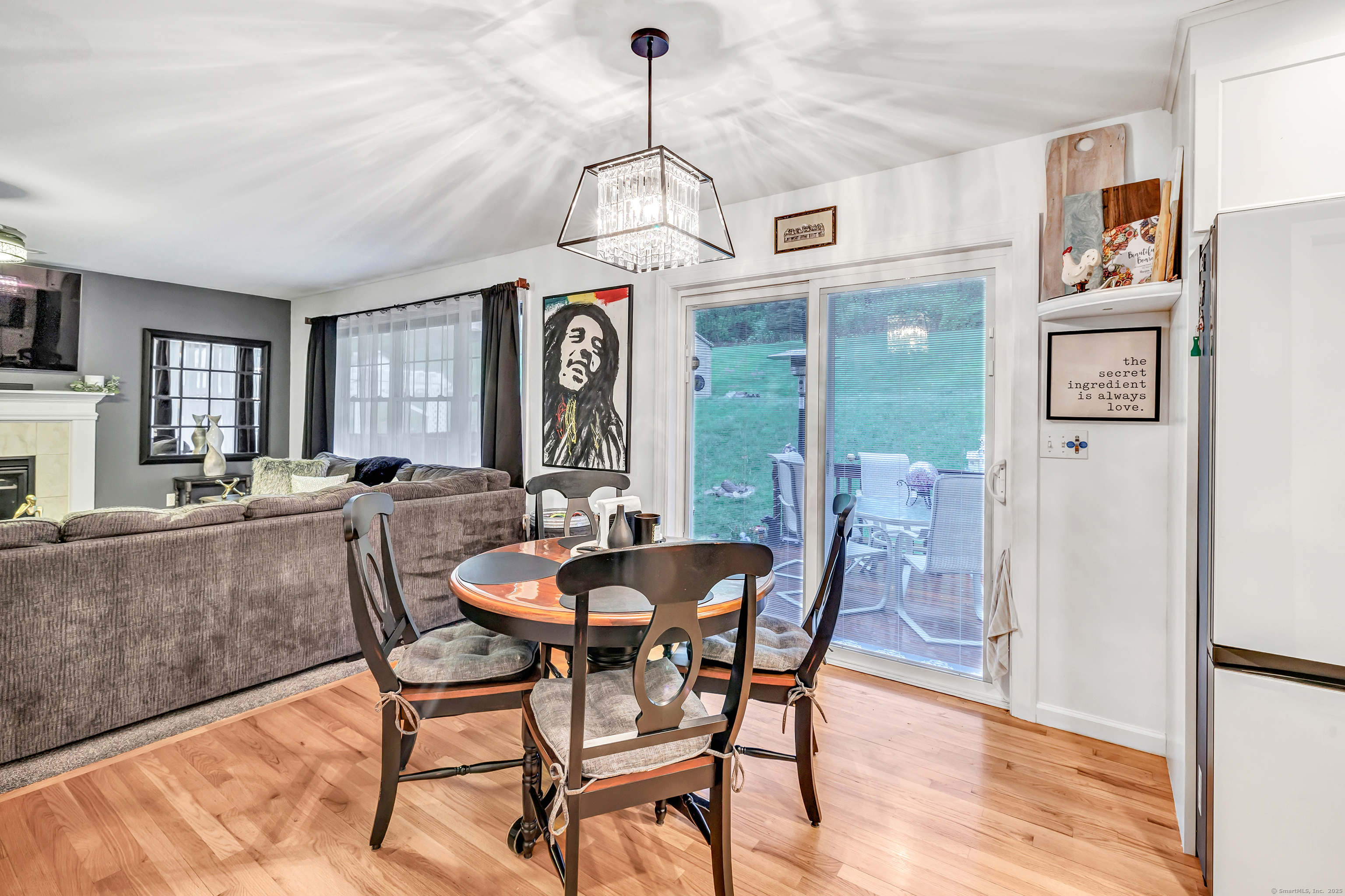 876 Howe, Shelton, Connecticut 06484
