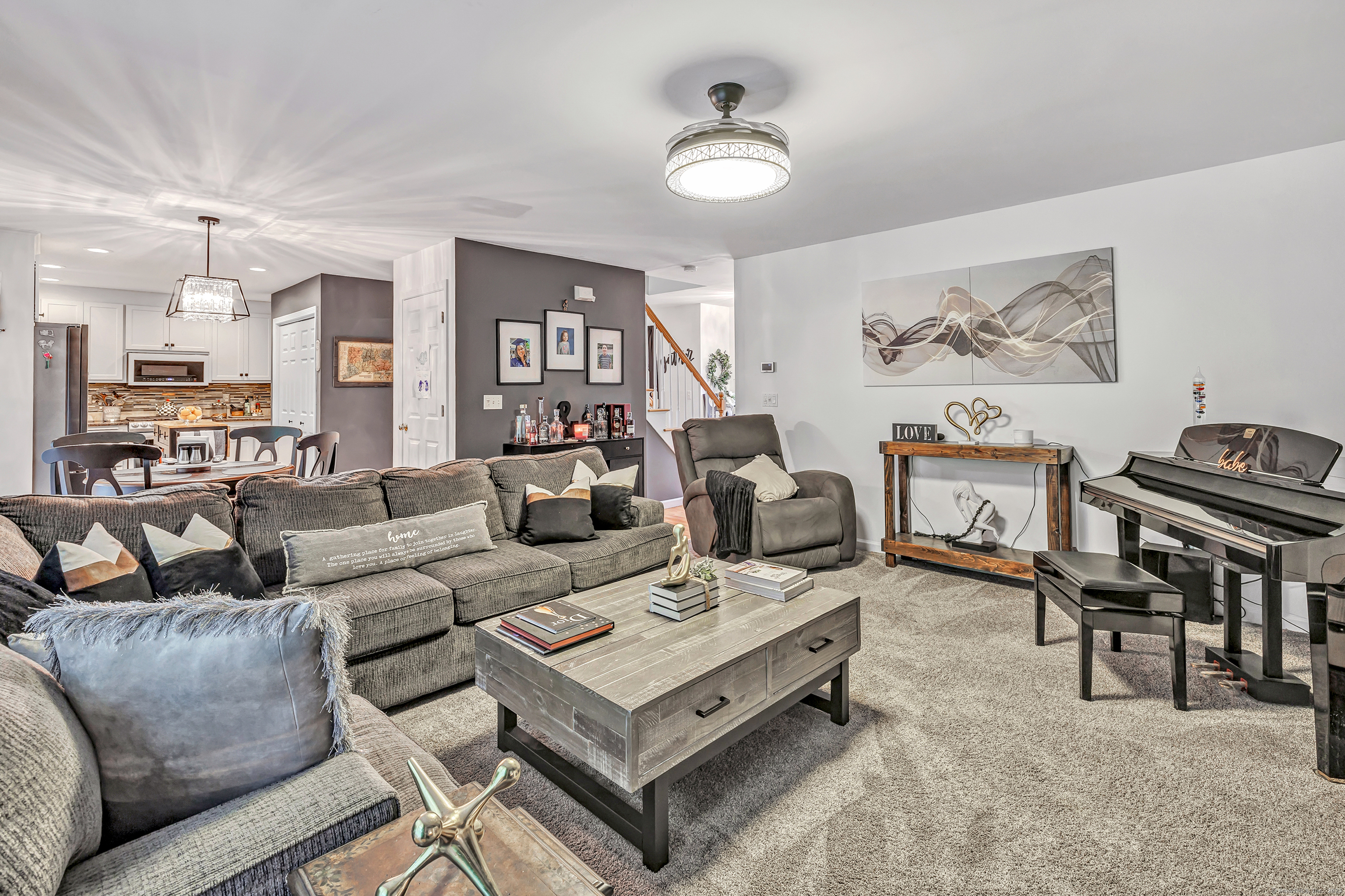 876 Howe, Shelton, Connecticut 06484