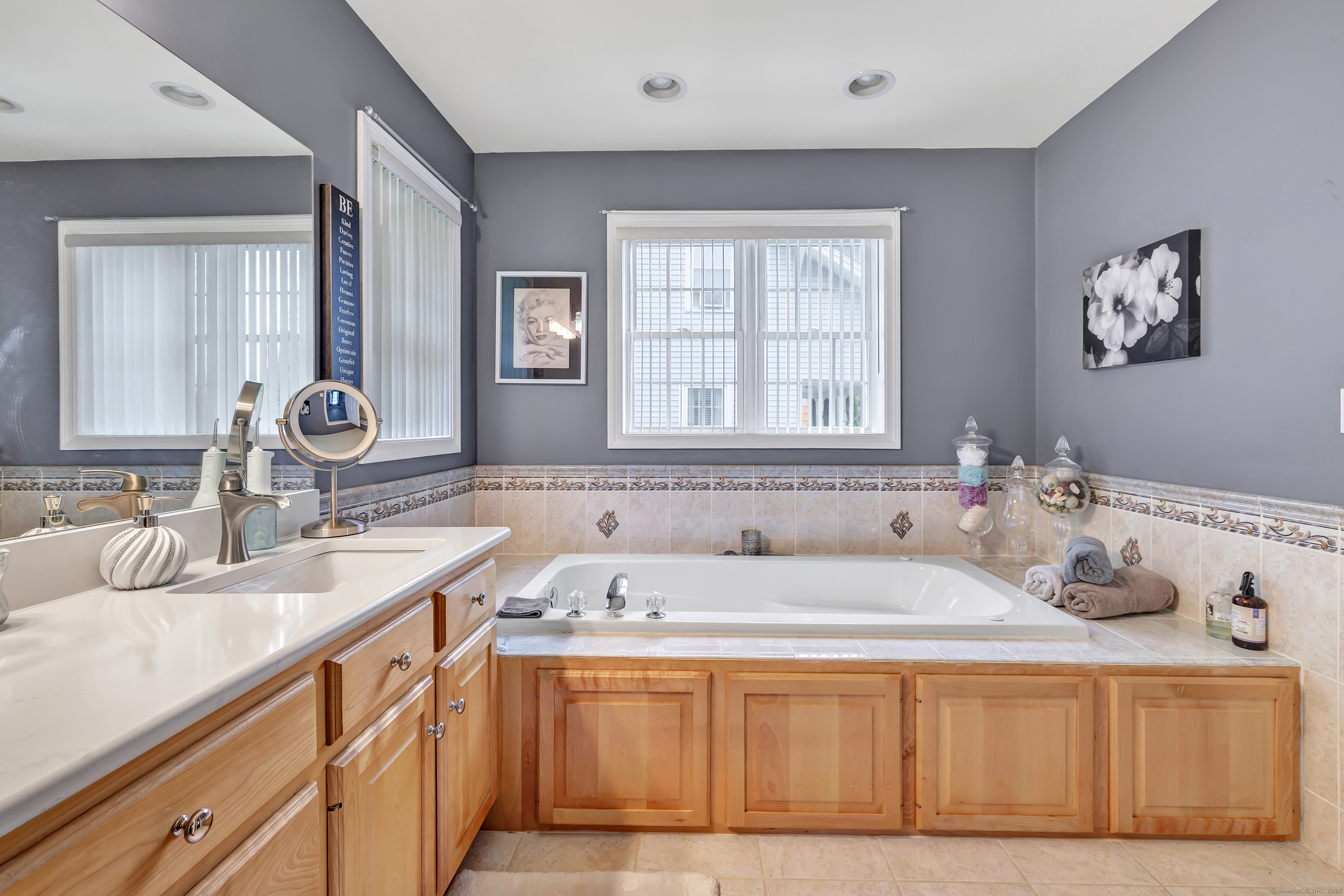 876 Howe, Shelton, Connecticut 06484