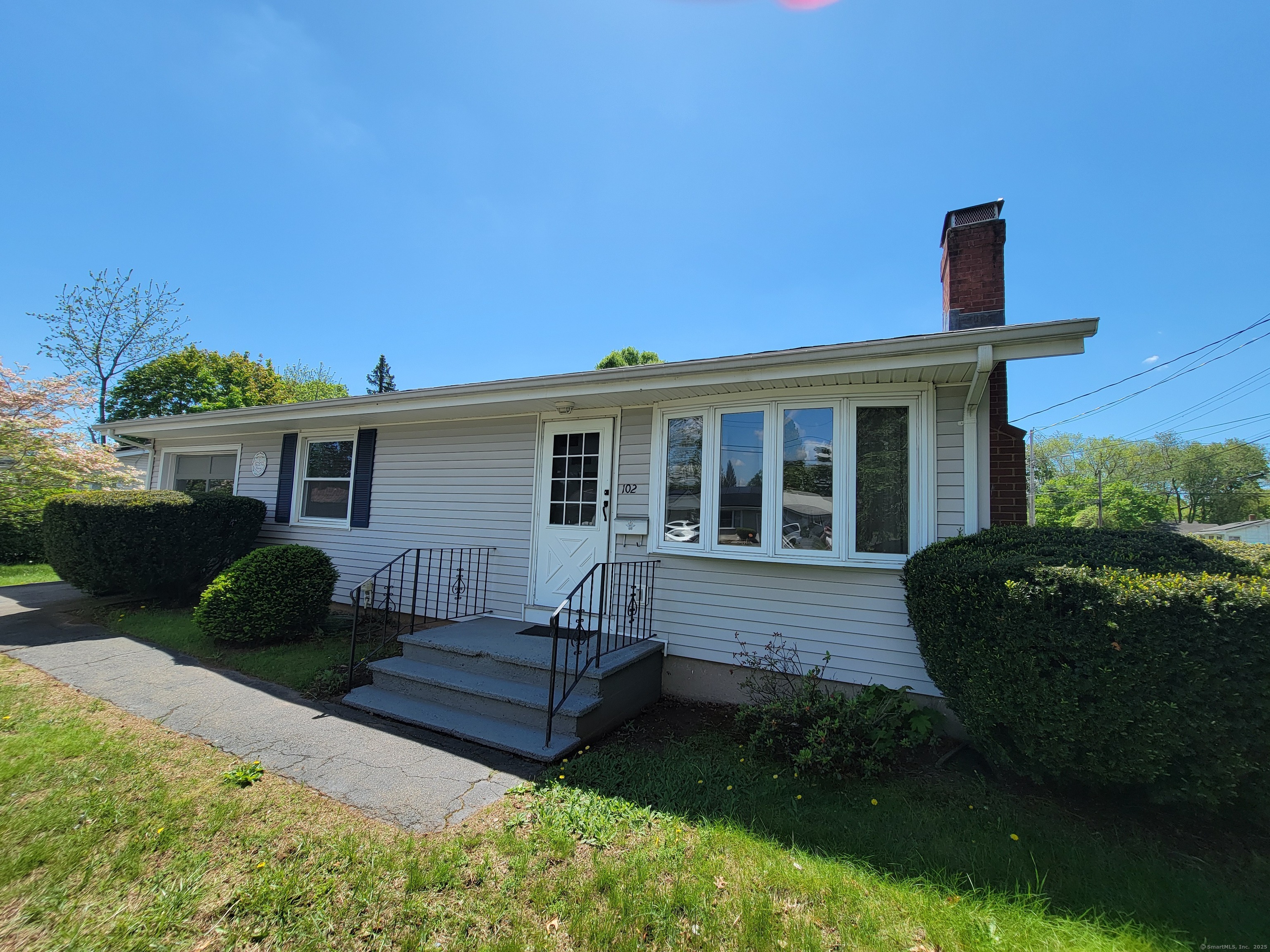 41 Meadow, Hamden, Connecticut 06514