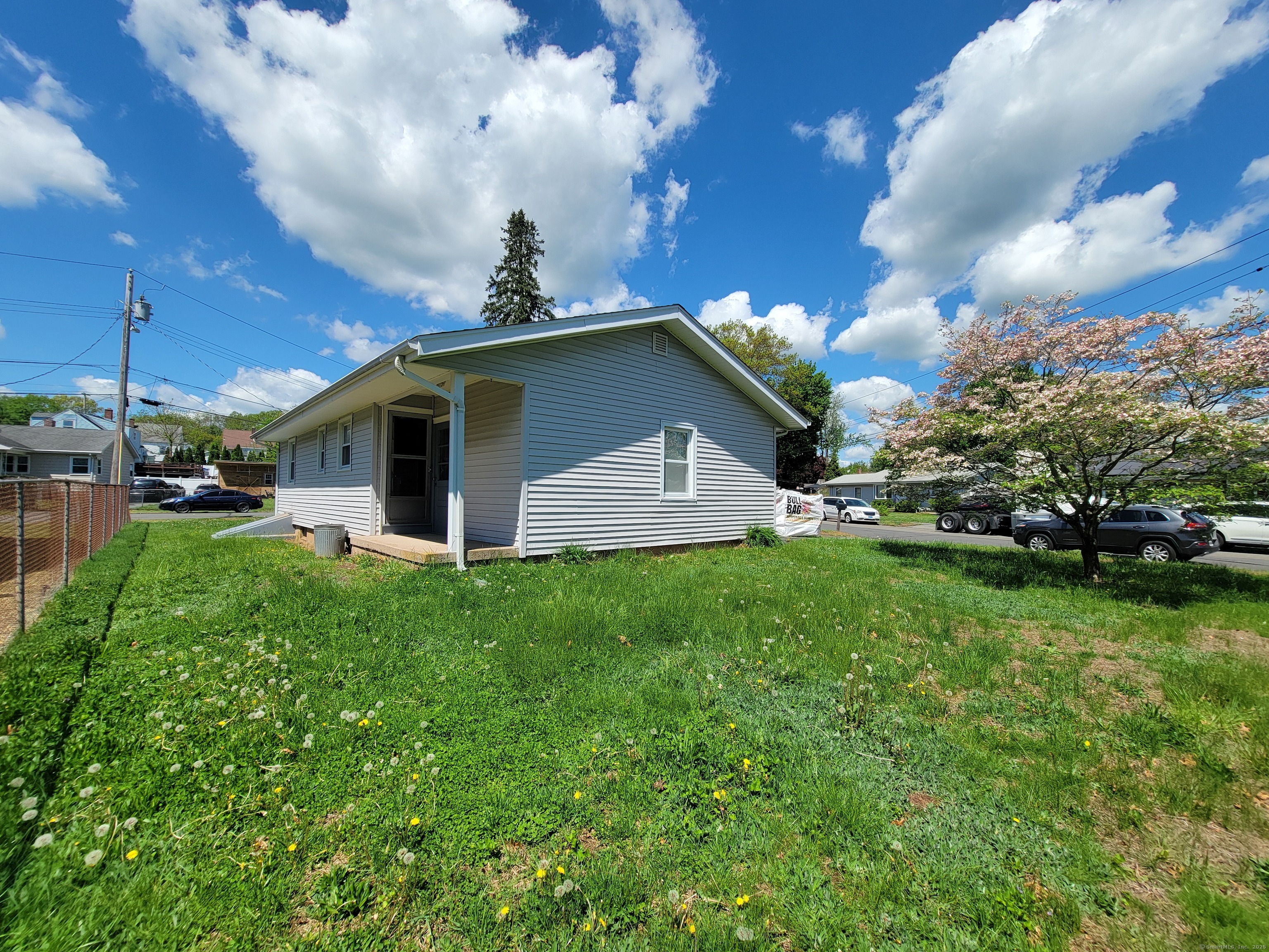 41 Meadow, Hamden, Connecticut 06514